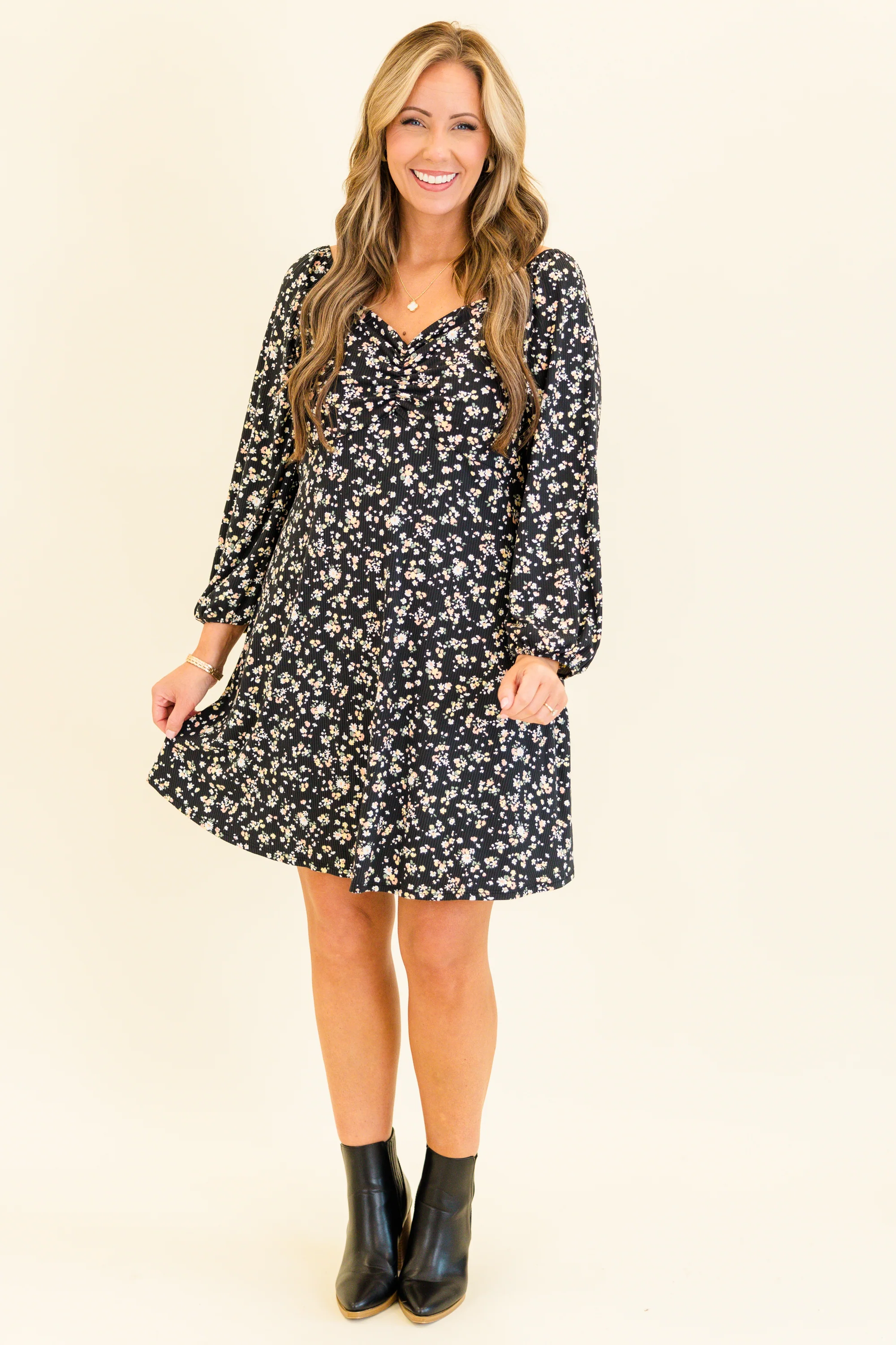 Perfectly Clear Dress, Black - Giverhouse