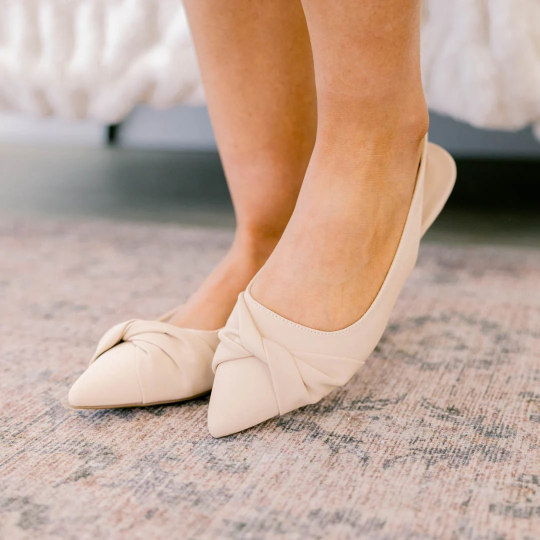 Near To Now Flats, Nude - Giverhouse