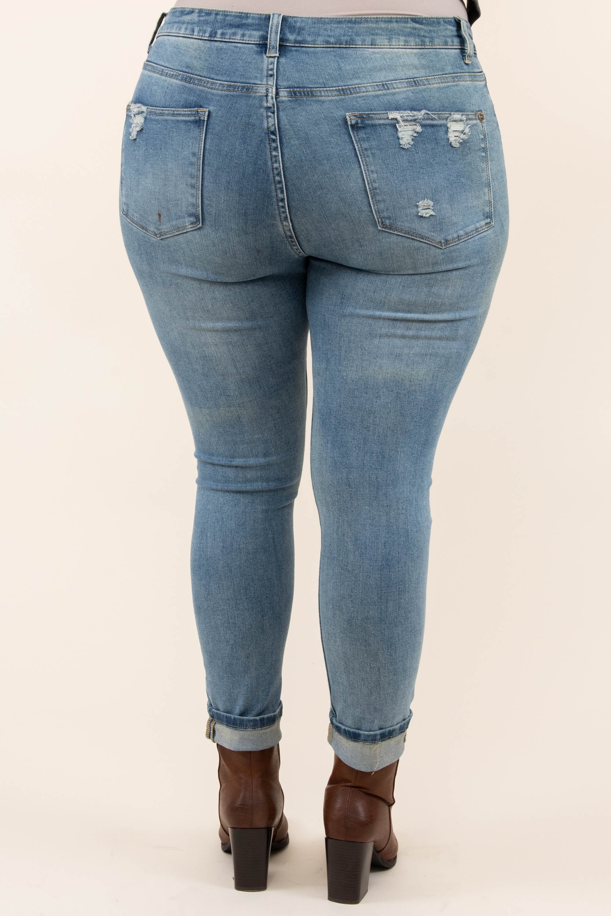 Go Explore Boyfriend Jeans, Medium Wash - Giverhouse