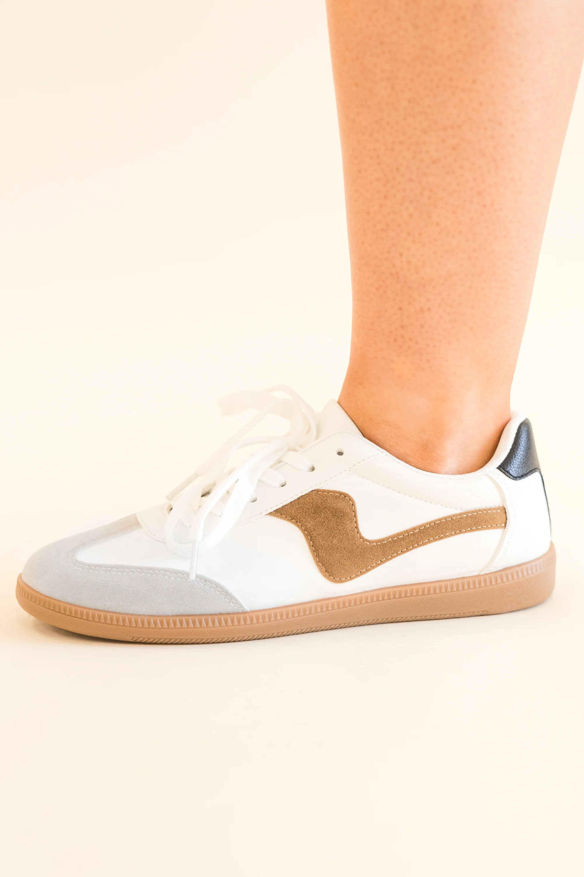 Meet Me In August Sneakers, White - Giverhouse