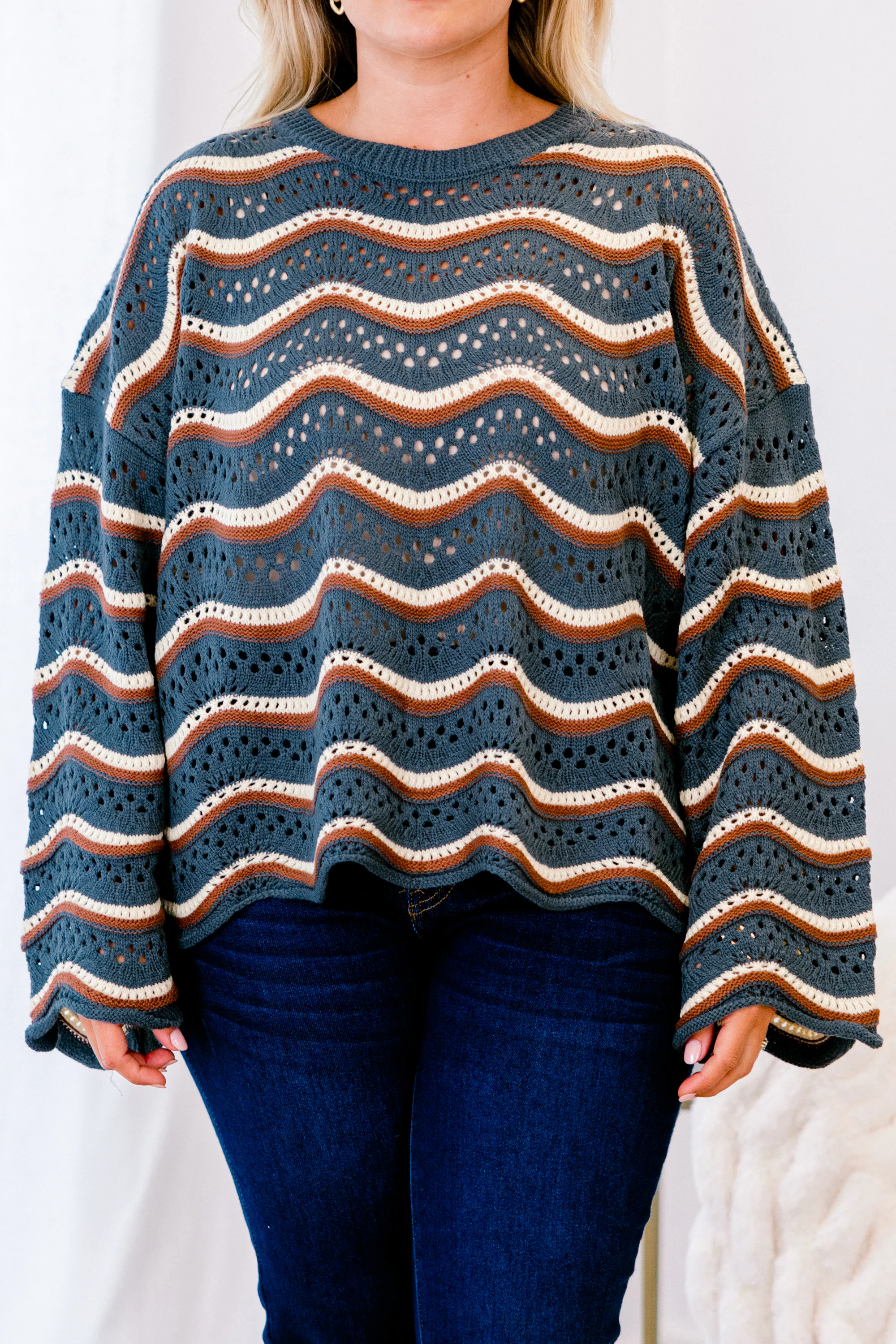Wavy Comfort Sweater, Navy - Giverhouse