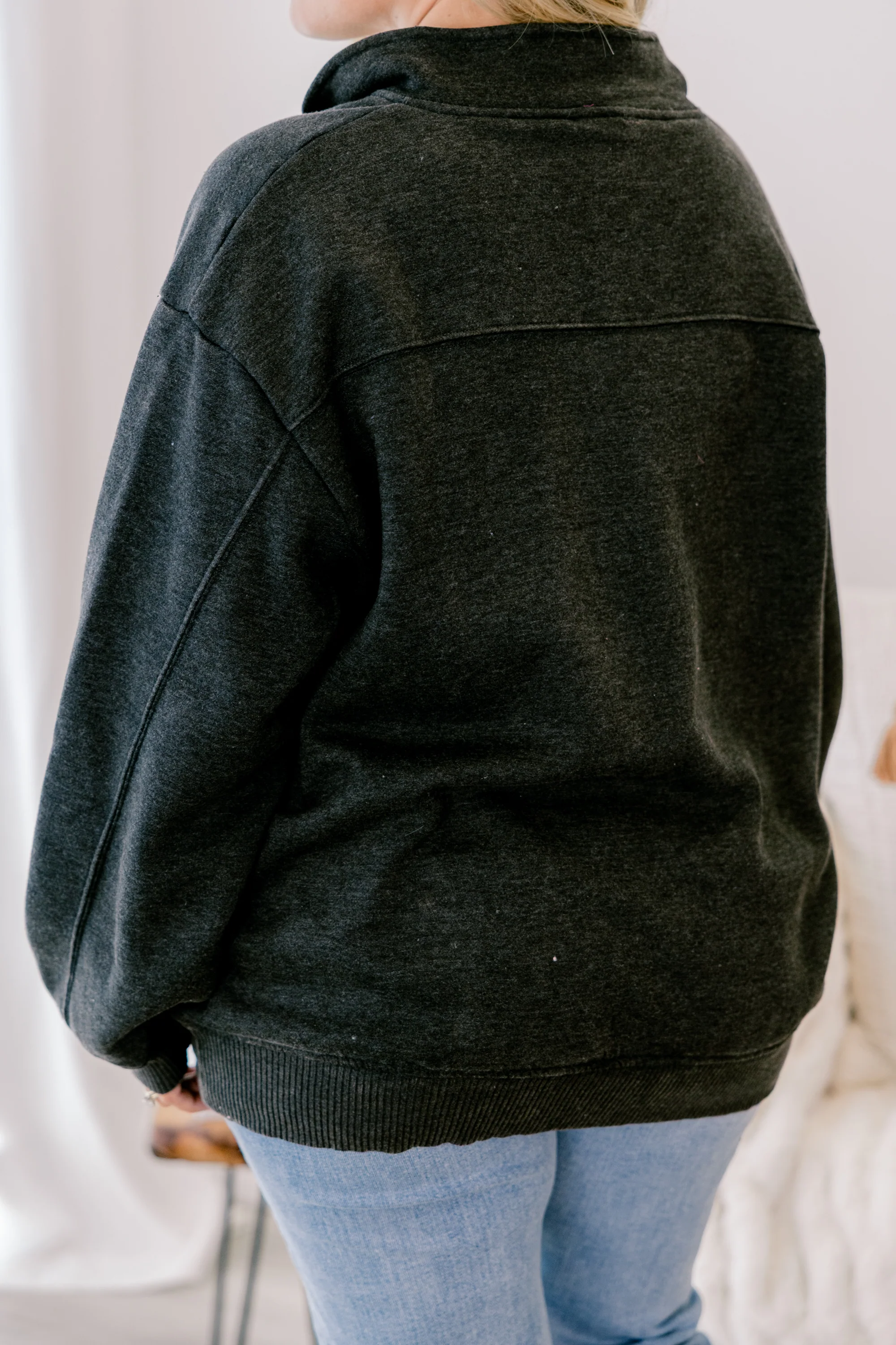 Time To Tell Pullover, Black - Giverhouse