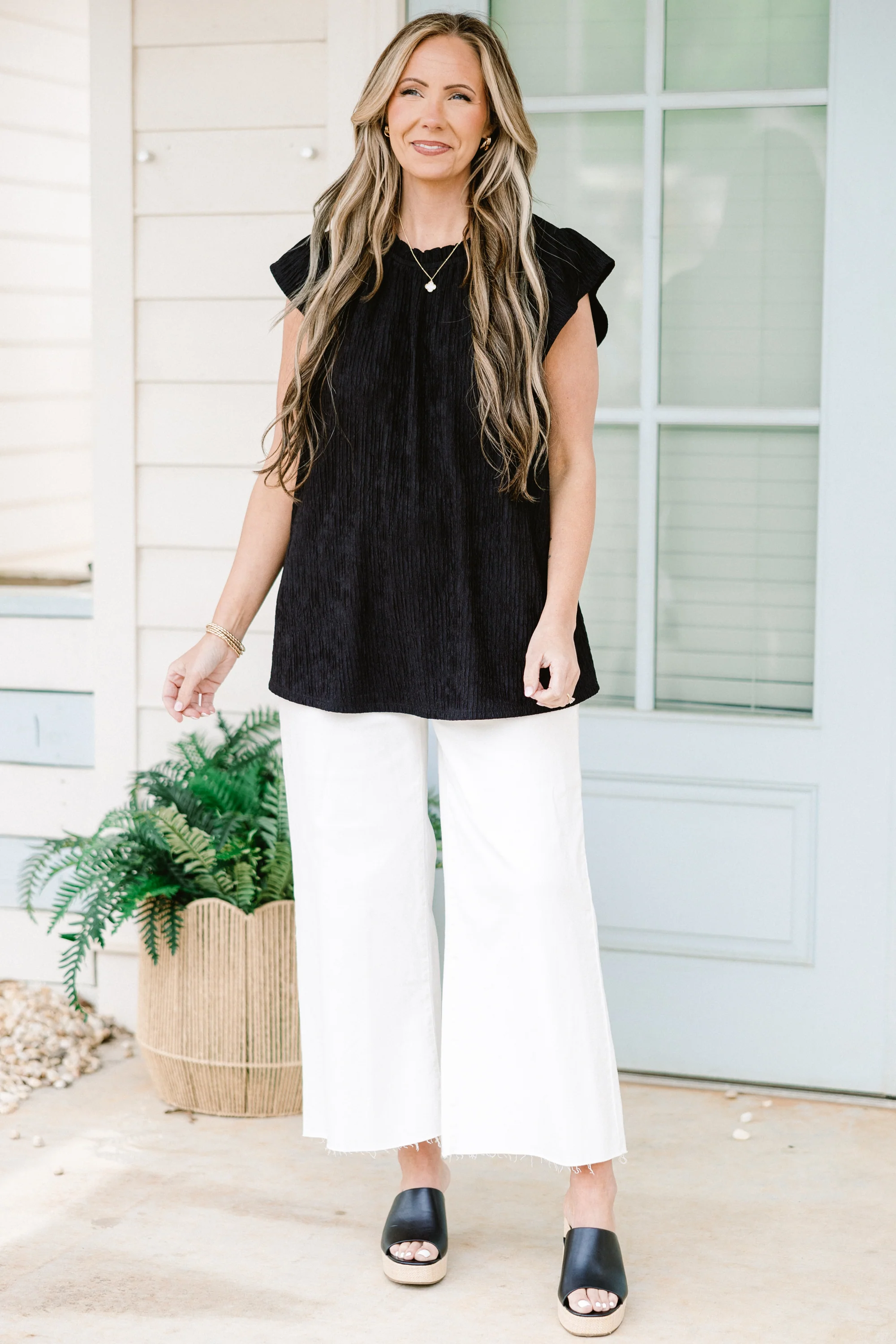 Worth My While Top, Black - Giverhouse