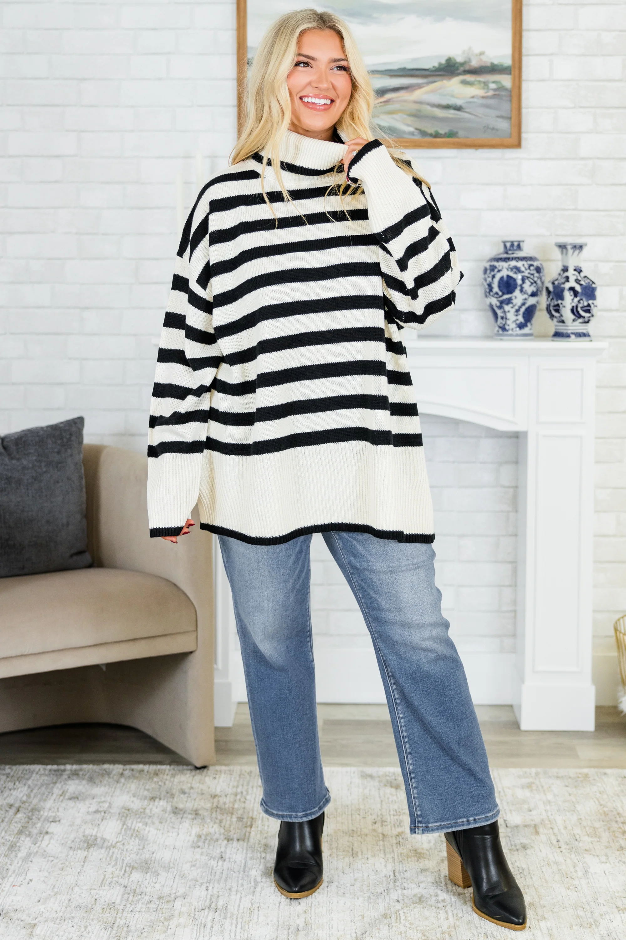 Striped Moments Sweater, Black - Giverhouse