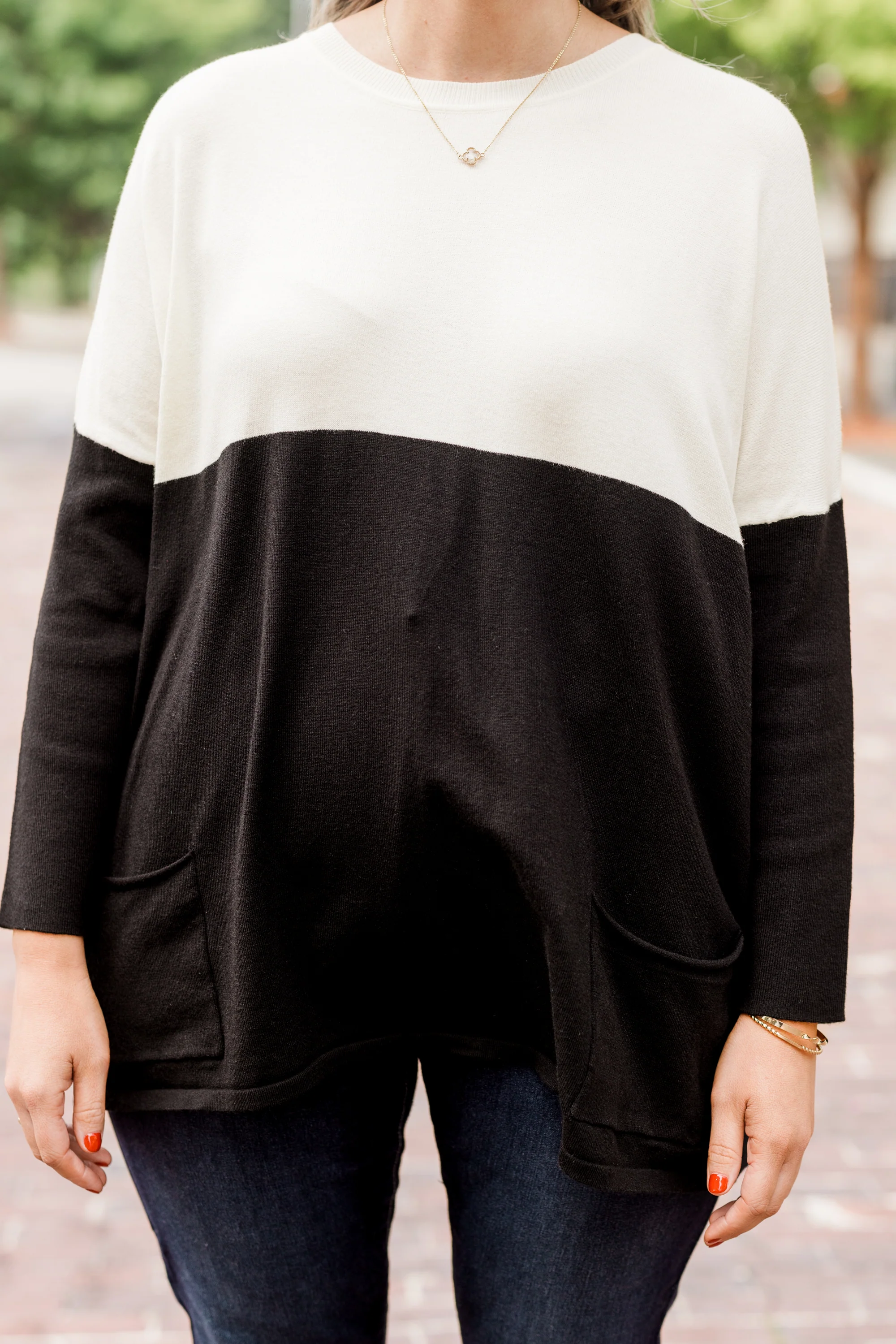 Smooth Talking Sweater, Ivory-Black - Giverhouse