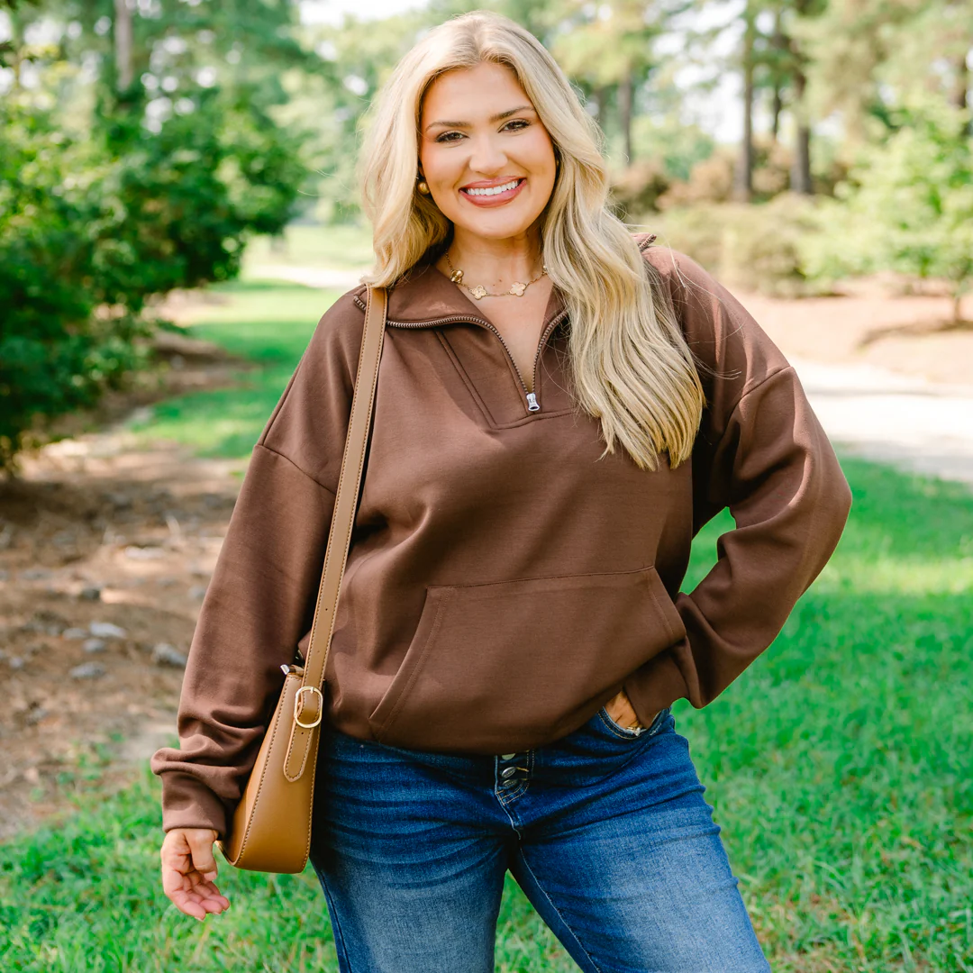 Sporty Chic Pullover, Chocolate - Giverhouse