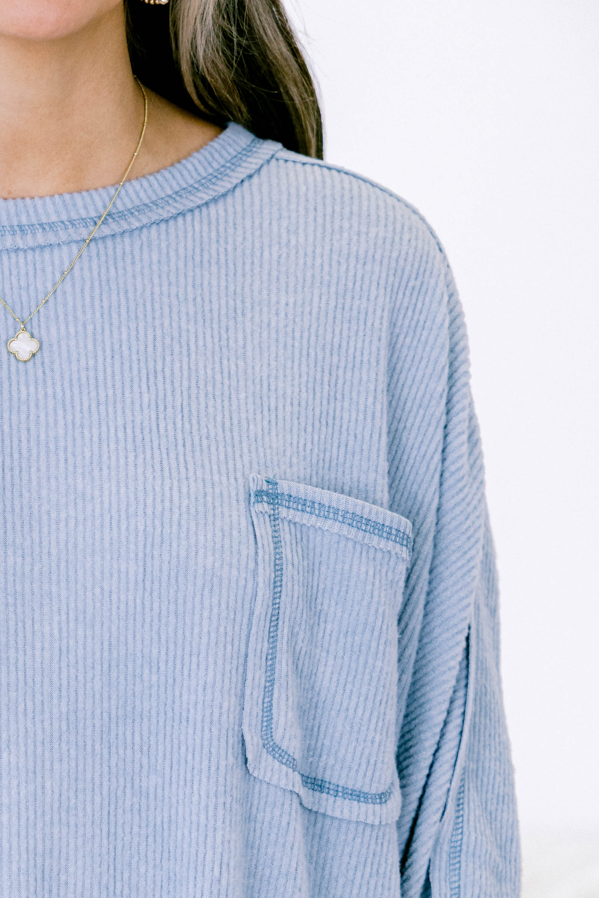 Just Move Along Top, Blue Grey - Giverhouse