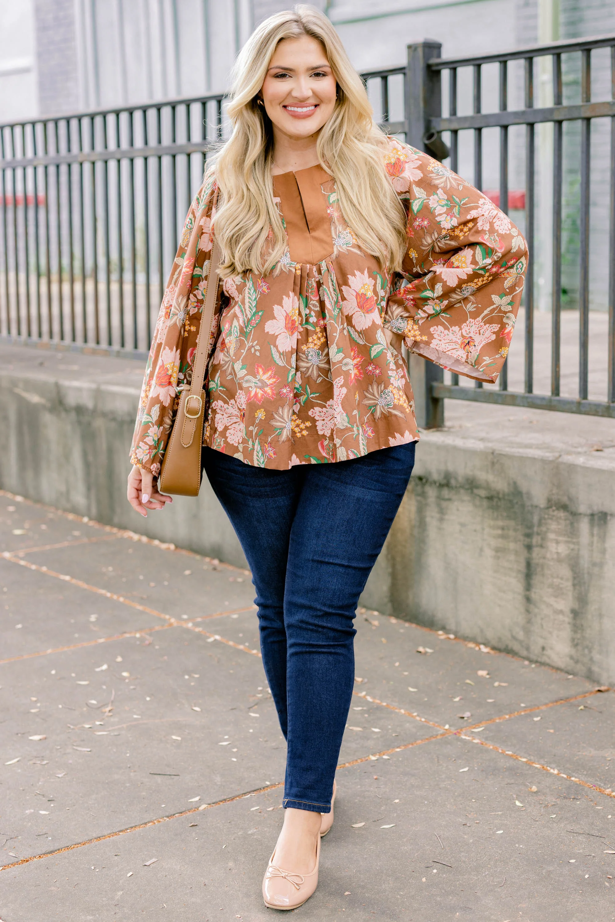 Free Like The Wind Top, Brown Floral - Giverhouse