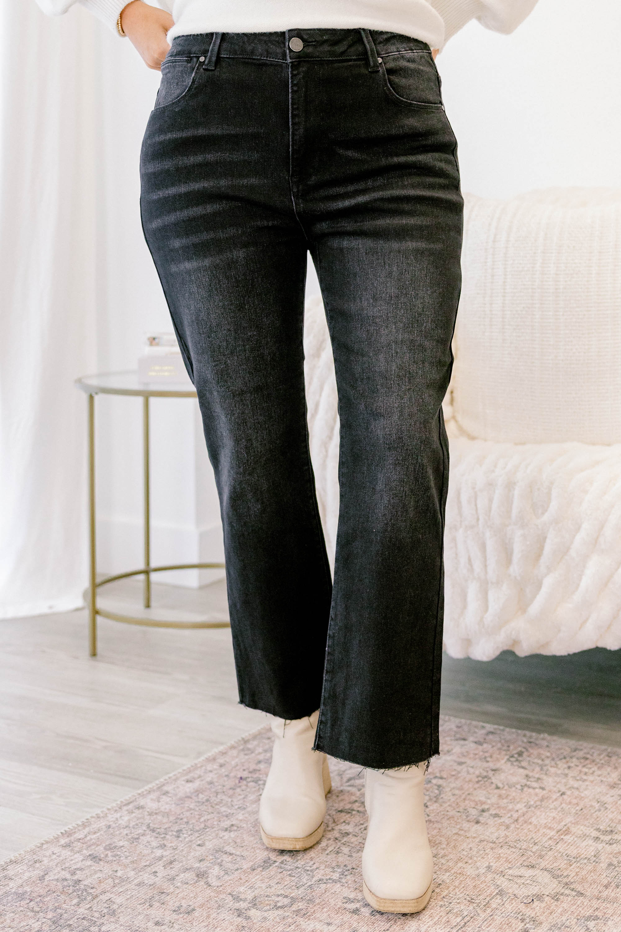 Unbothered By You Jeans, Black - Giverhouse