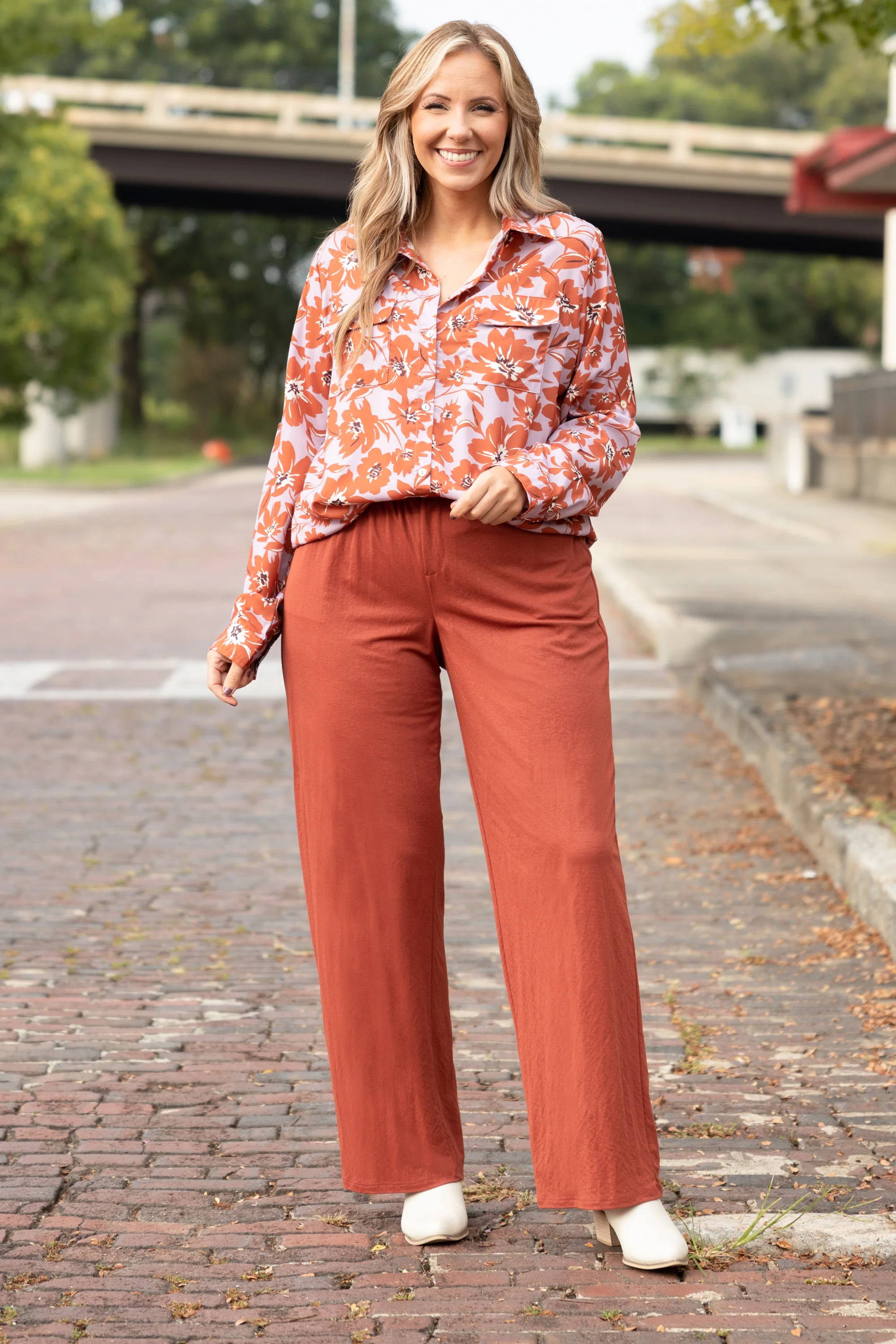 Sleek And Stylish Pants, Brick - Giverhouse