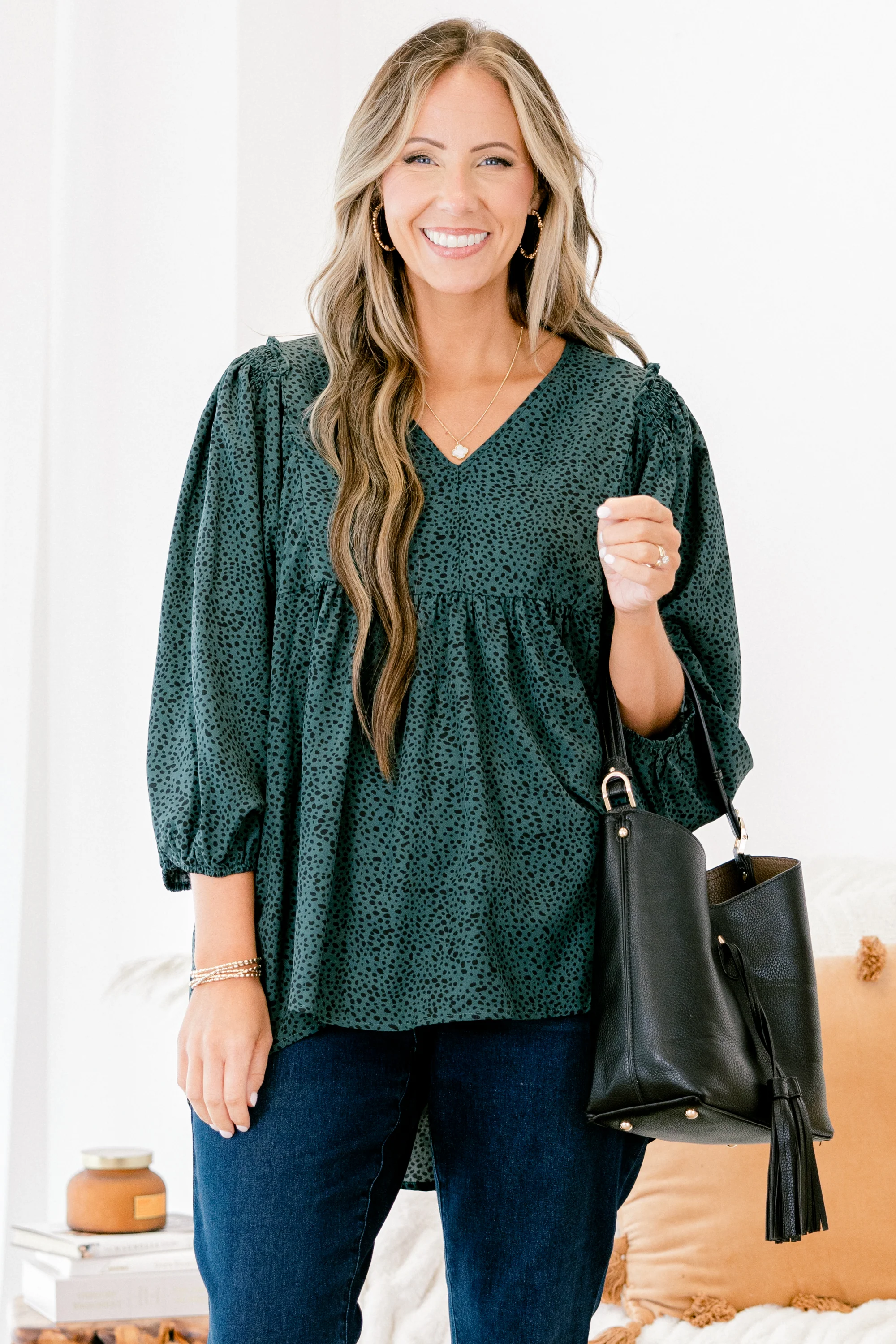 Looking For A Message Top, Green - Giverhouse