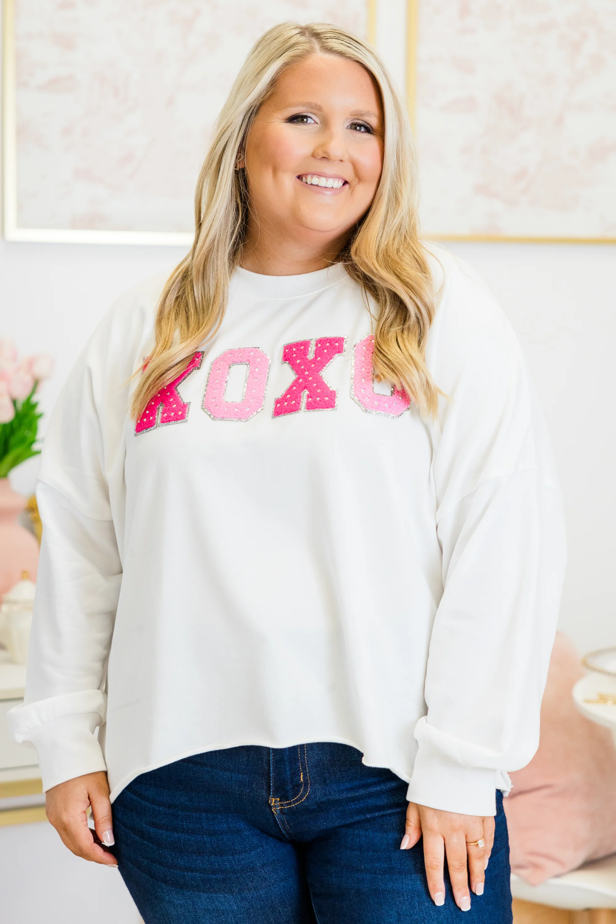 Sending You Hugs And Kisses Pullover, White - Giverhouse