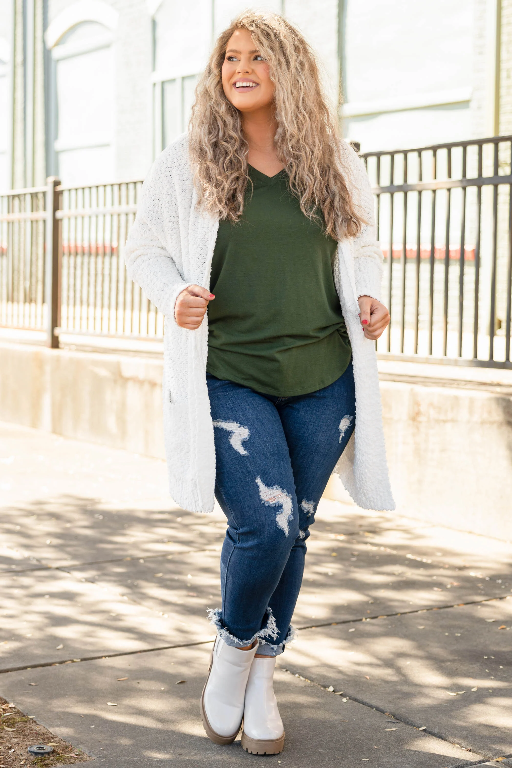 Confident Decisions Cardigan, White - Giverhouse