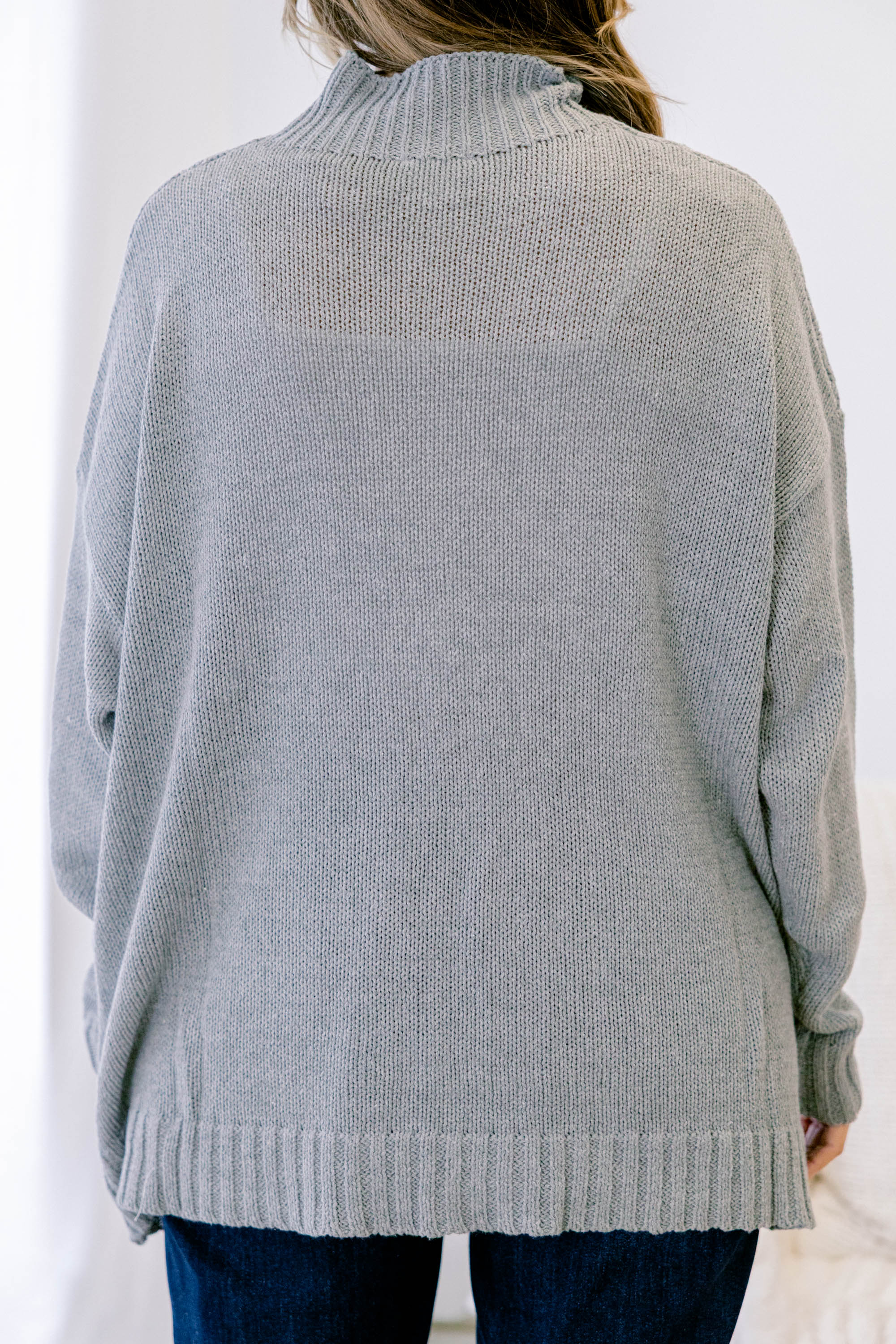 Cable Knit Classic Sweater, Gray - Giverhouse