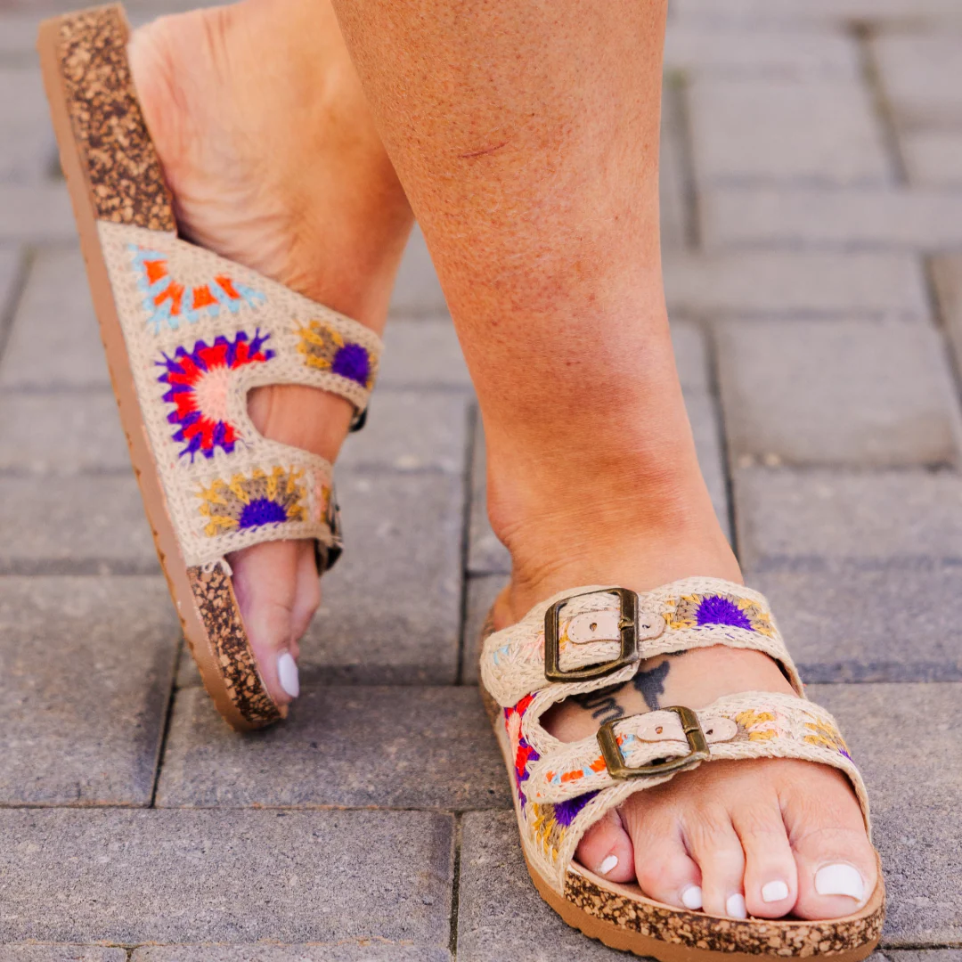 Wander Off Sandals, Natural Multi - Giverhouse