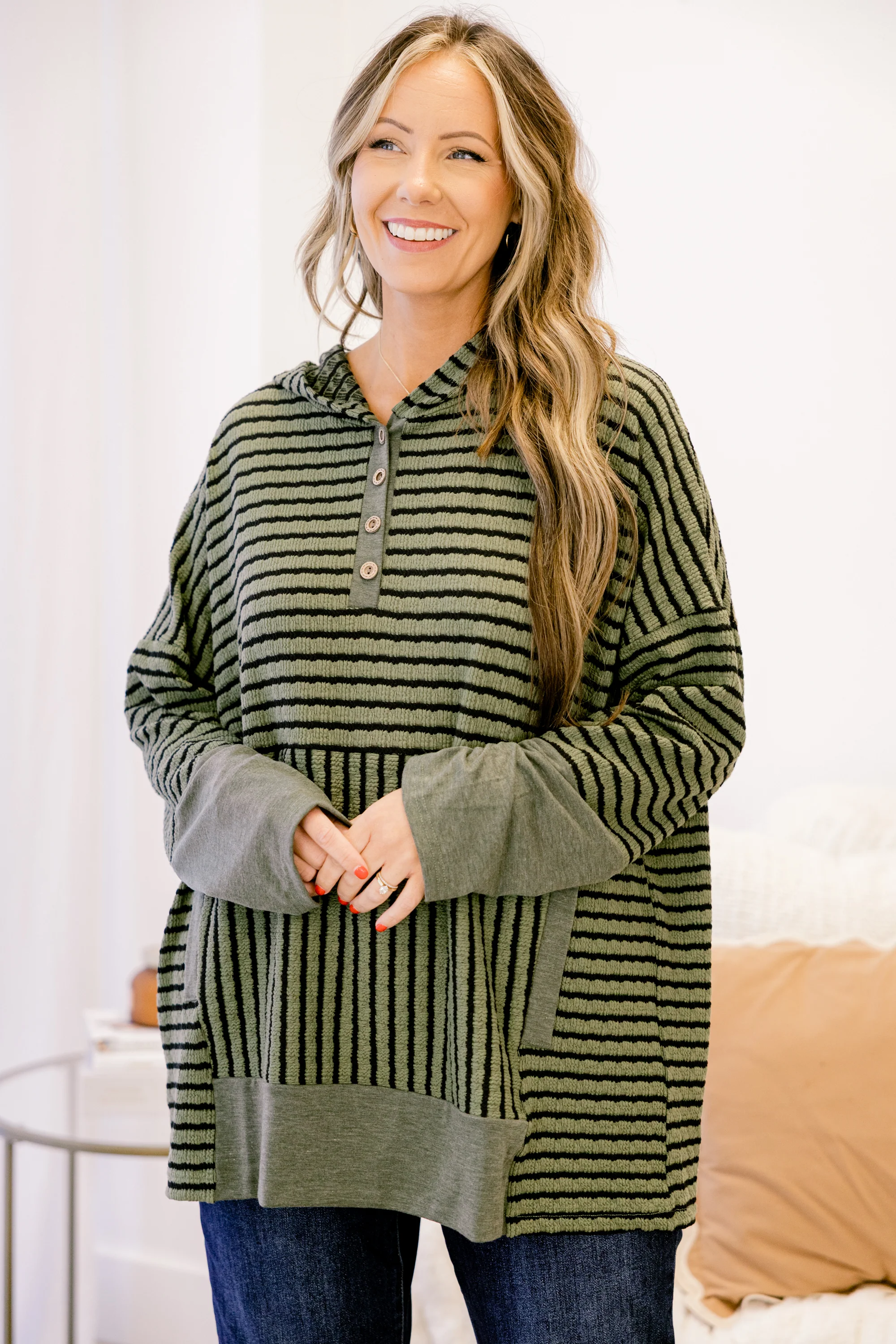 Coastal Breeze Hoodie, Green-Black - Giverhouse