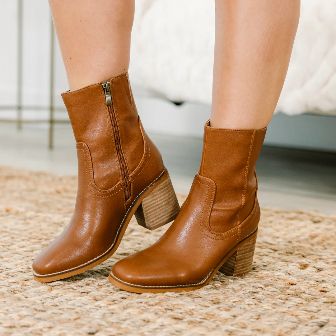 How Can It Be Booties, Camel - Giverhouse