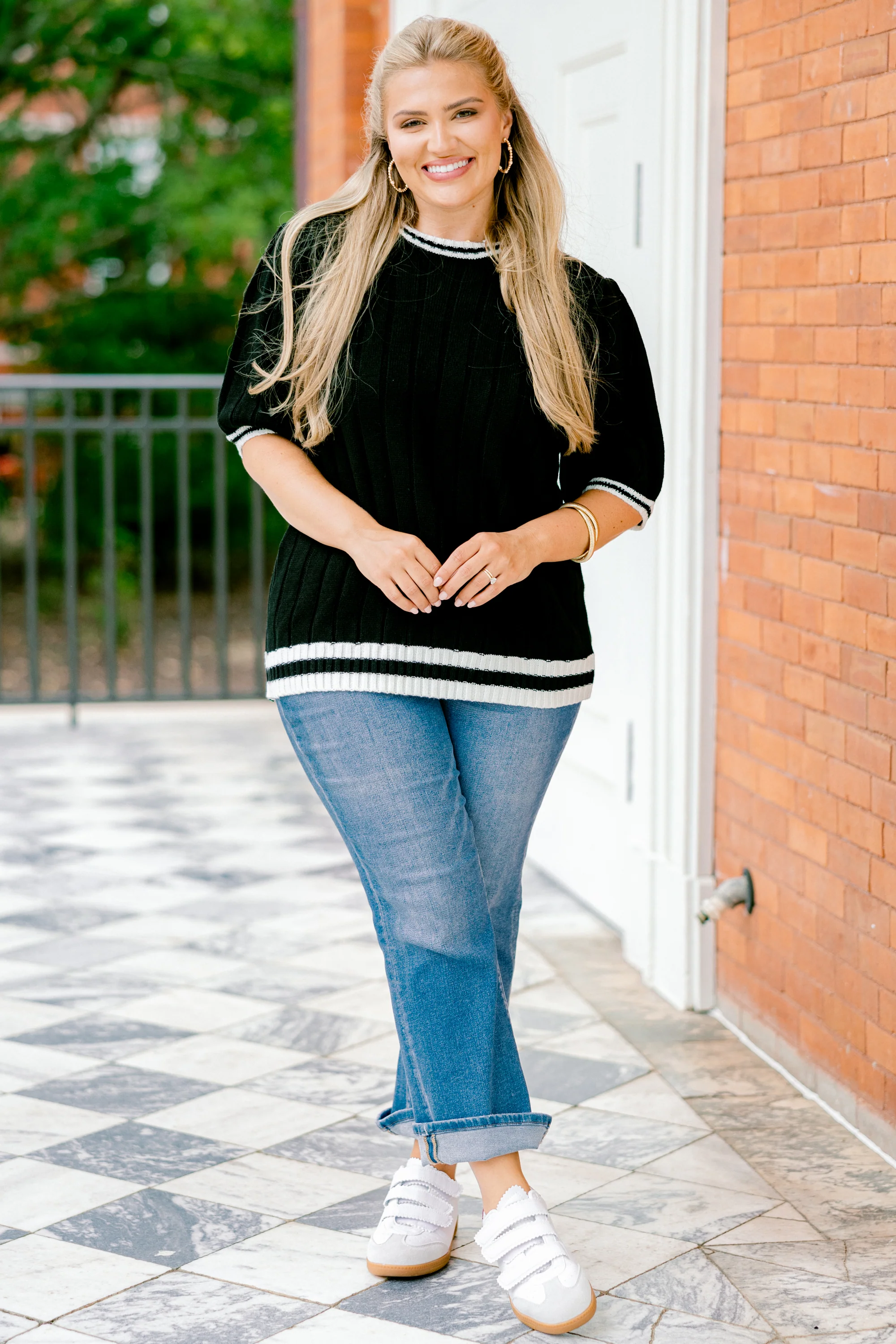 Doesn't Add Up Top, Black - Giverhouse