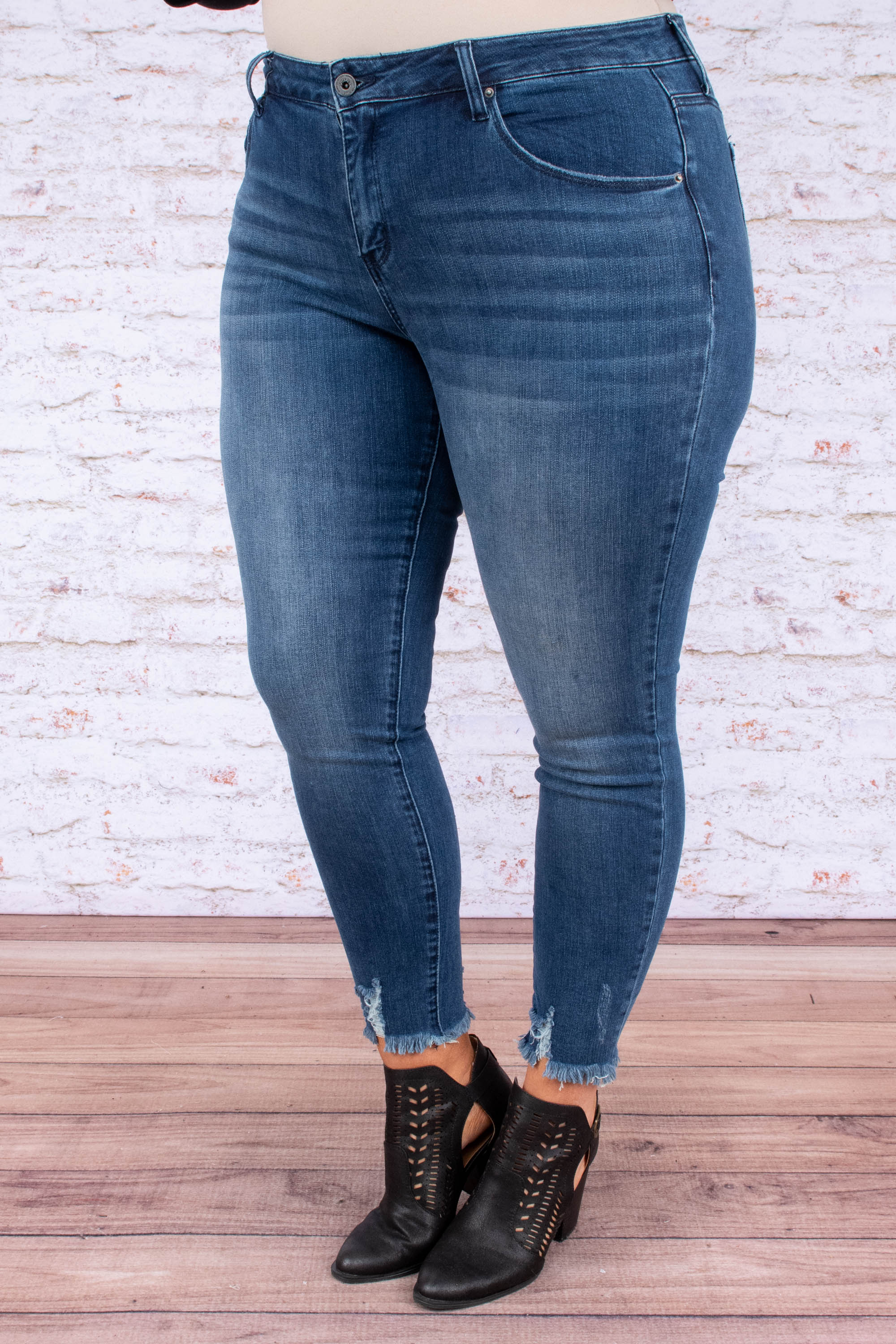 Best Of Luck Jeans, Dark Wash - Giverhouse