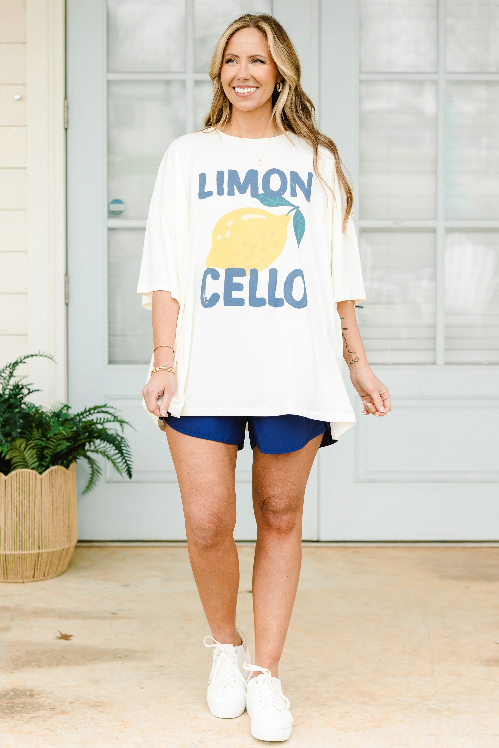 Sporty Chic Shorts, Light Navy - Giverhouse