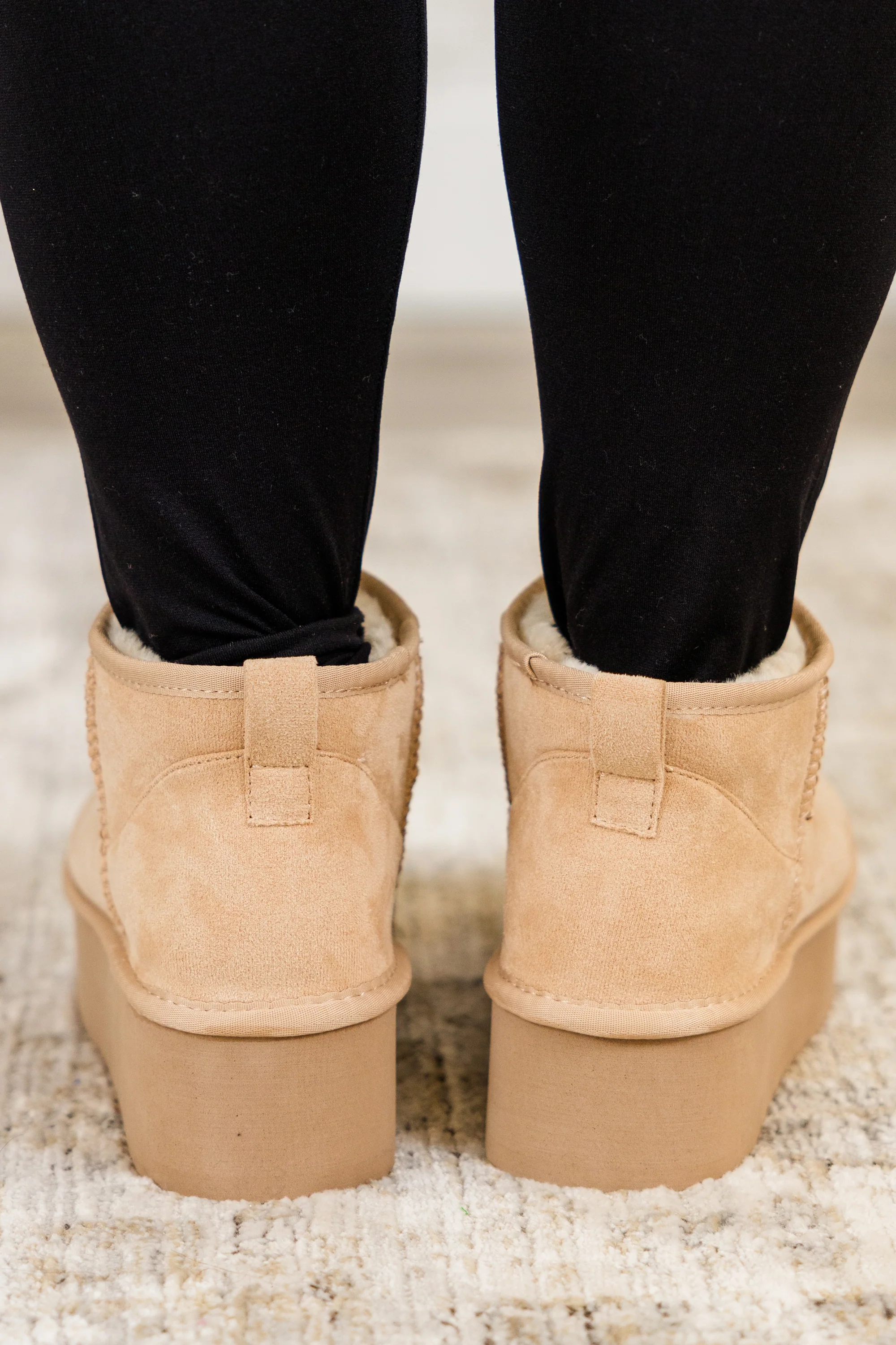 Cozy In Comfort Booties, Oatmeal - Giverhouse
