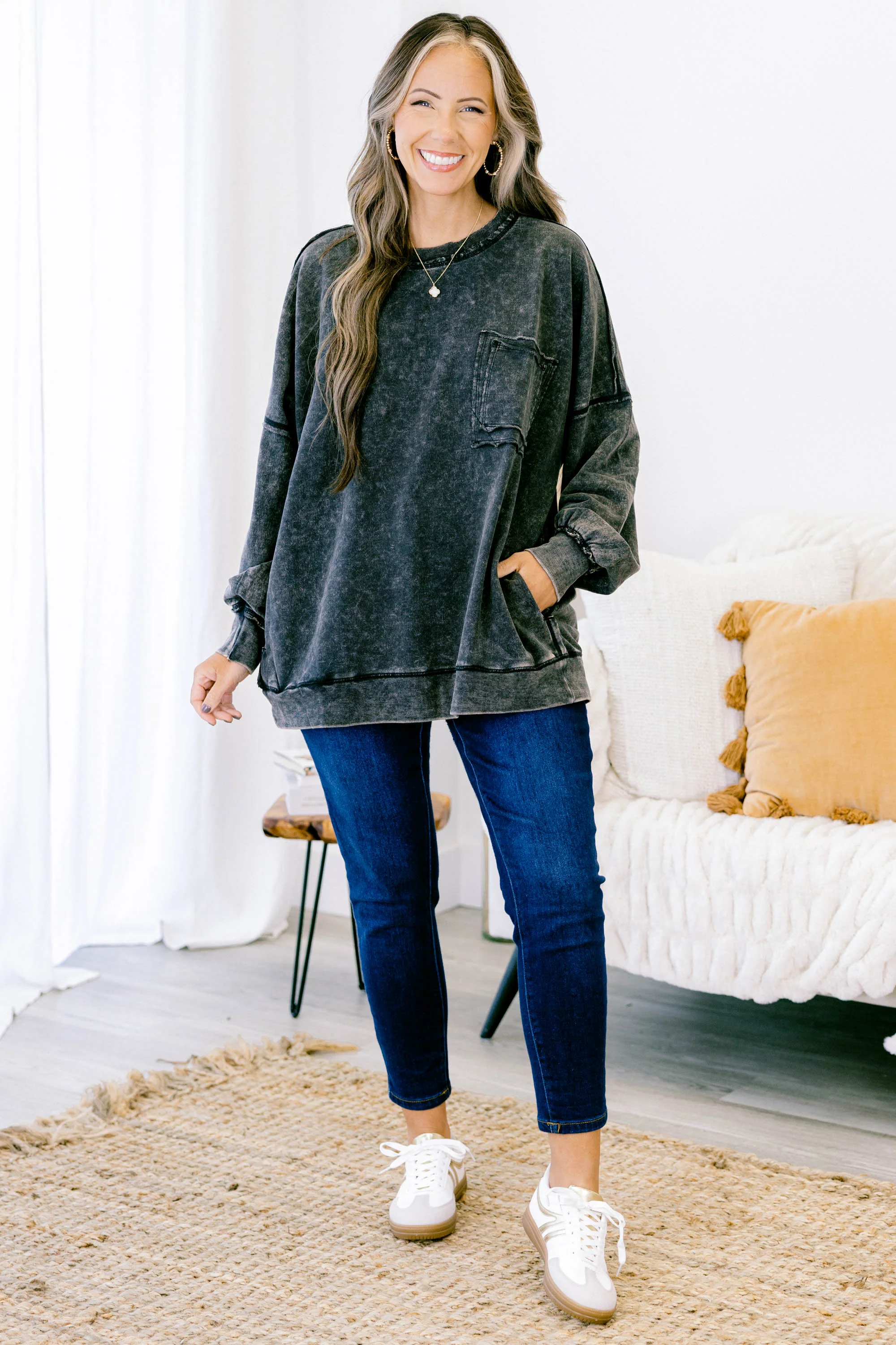 Staying Positive Top, Ash Black - Giverhouse