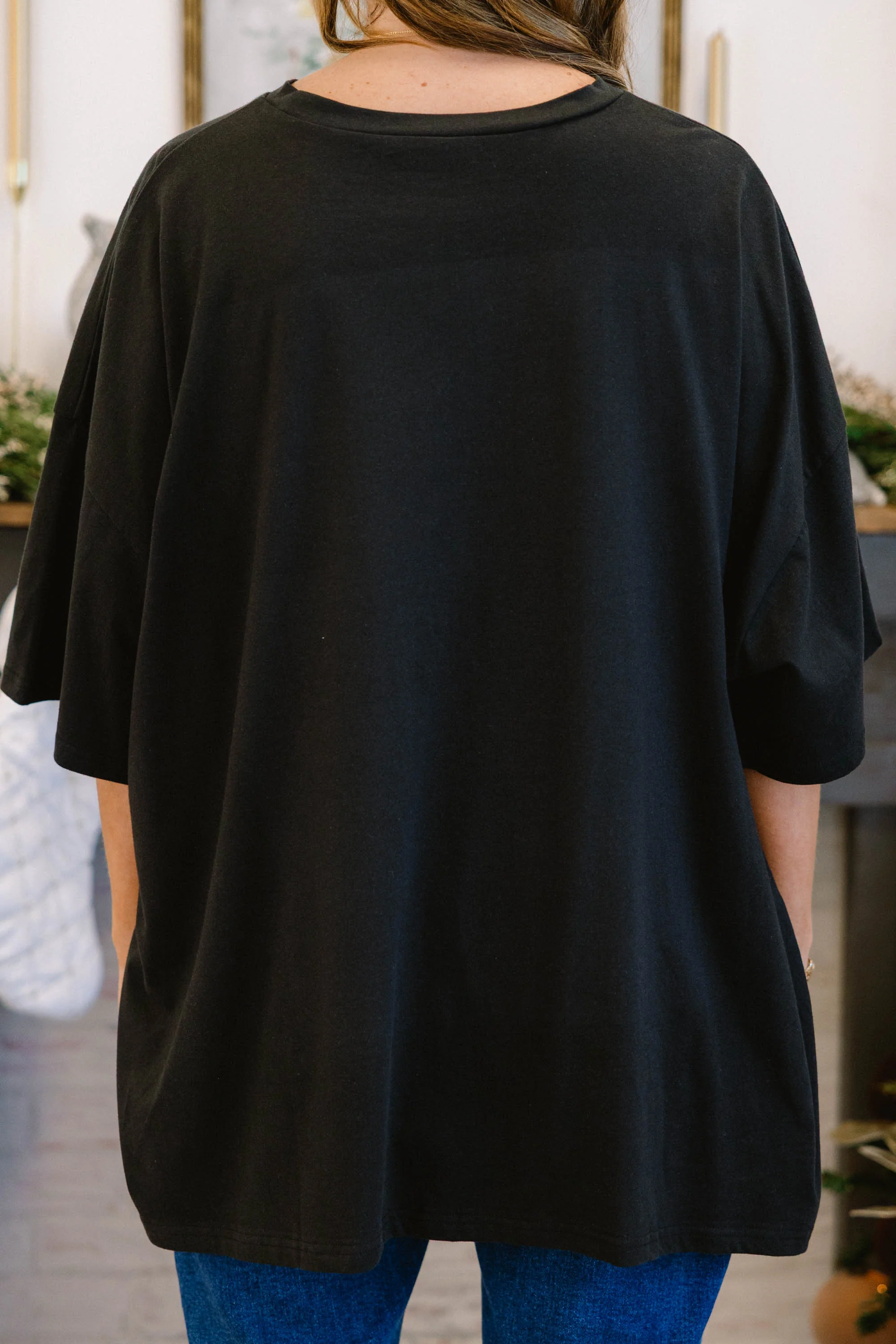 Season of Friends Boyfriend Tee, Black - Giverhouse