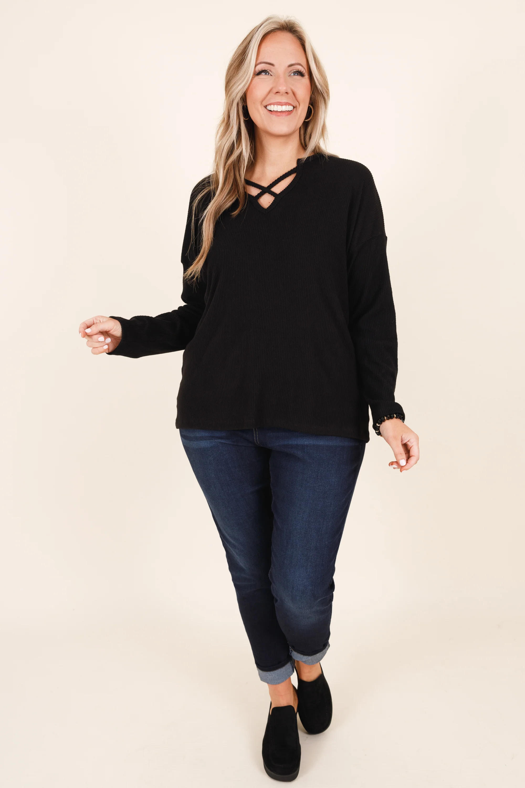 Follow Your Journey Top, Black - Giverhouse