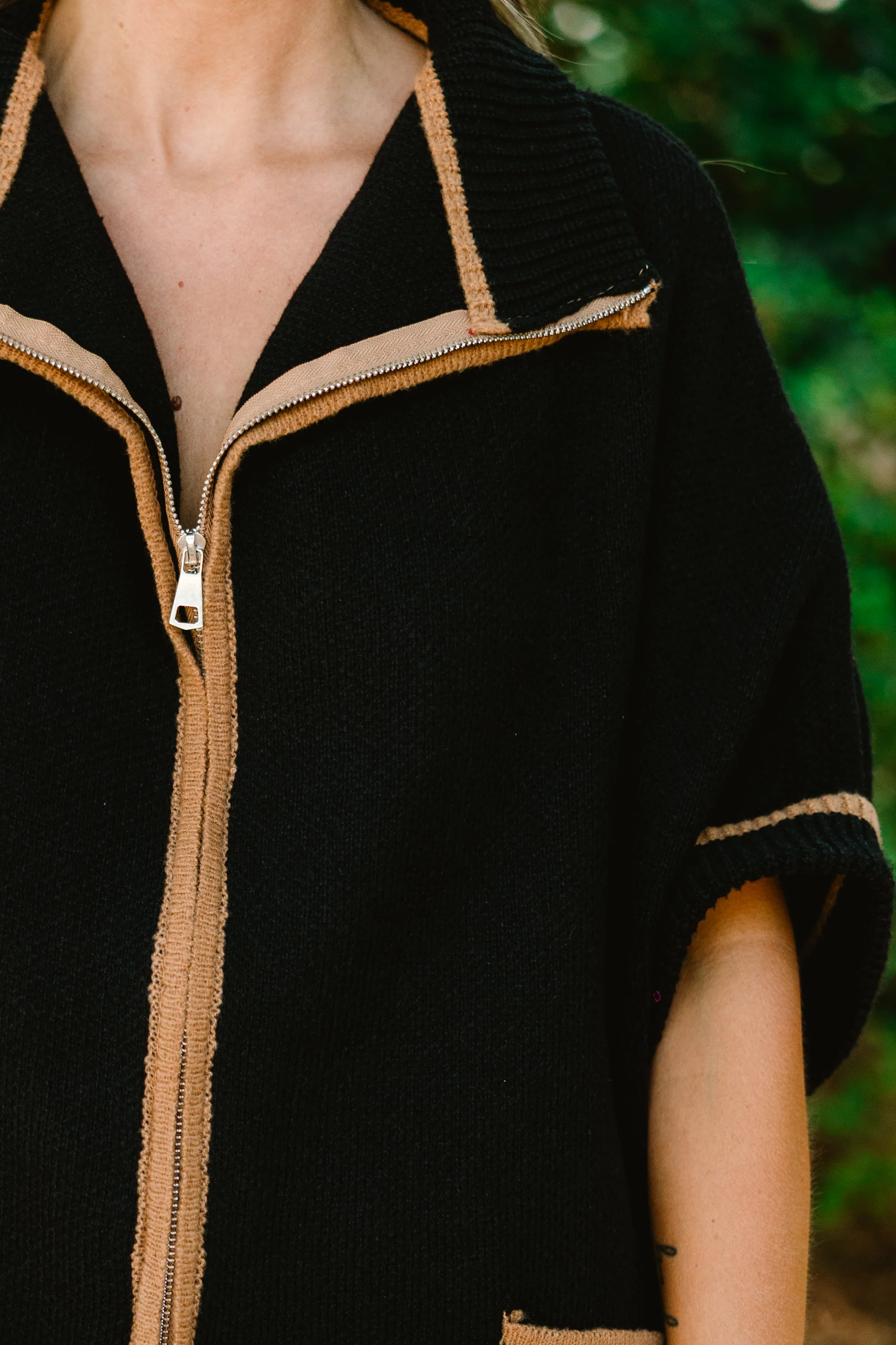 Give Me Peace Sweater, Black - Giverhouse