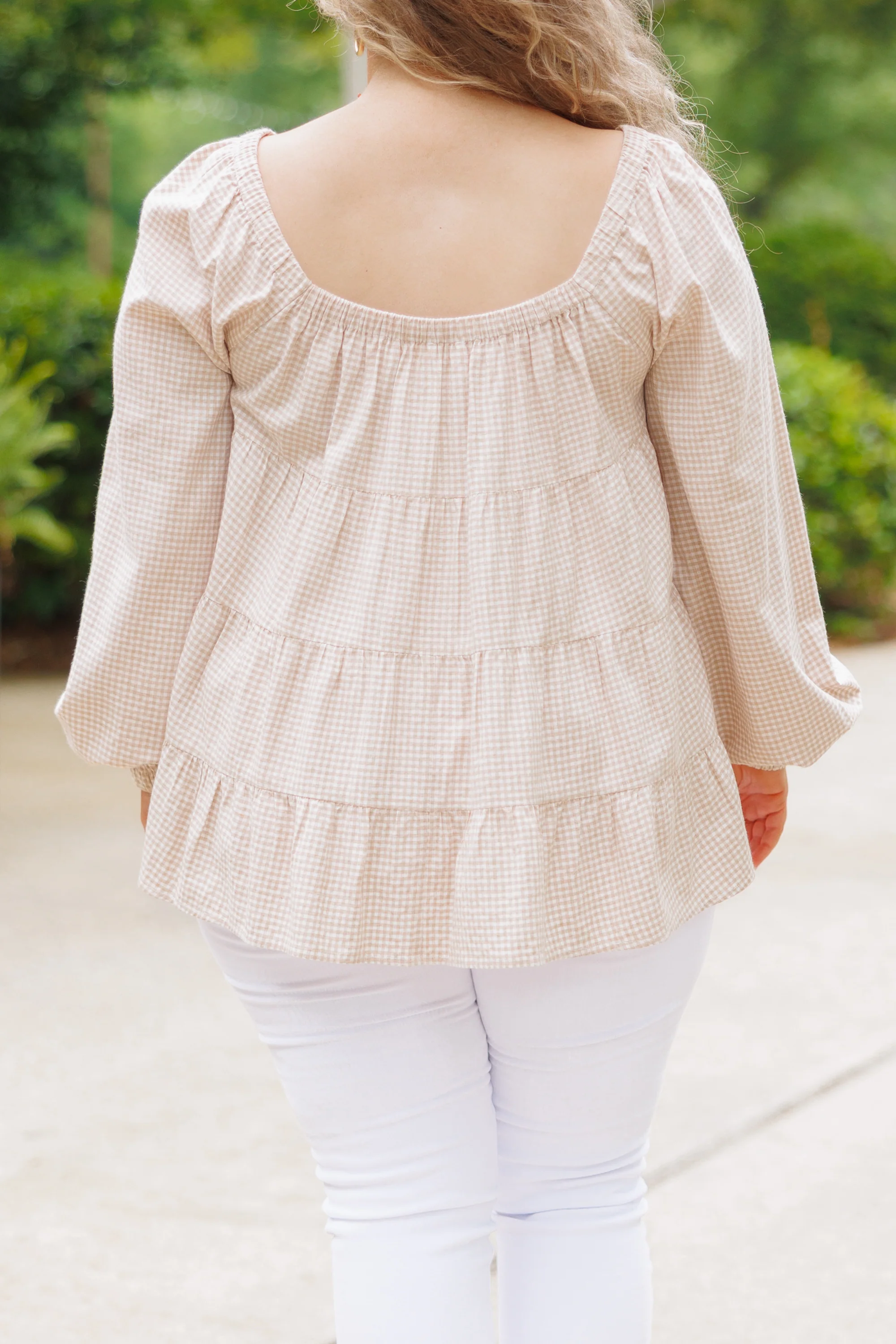 Shape Of Us Top, Taupe - Giverhouse