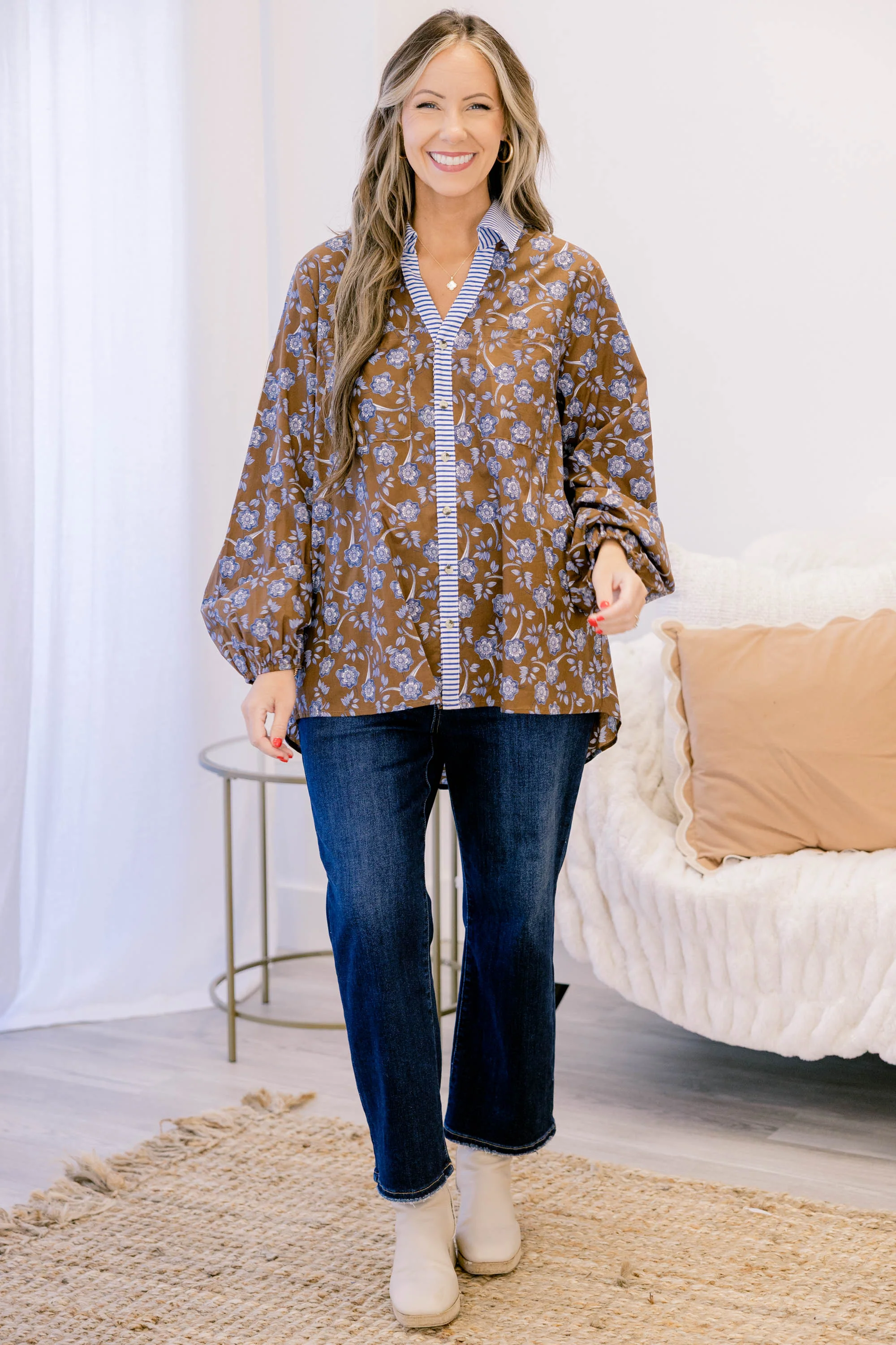 Garden Time Top, Brown-Blue Floral - Giverhouse