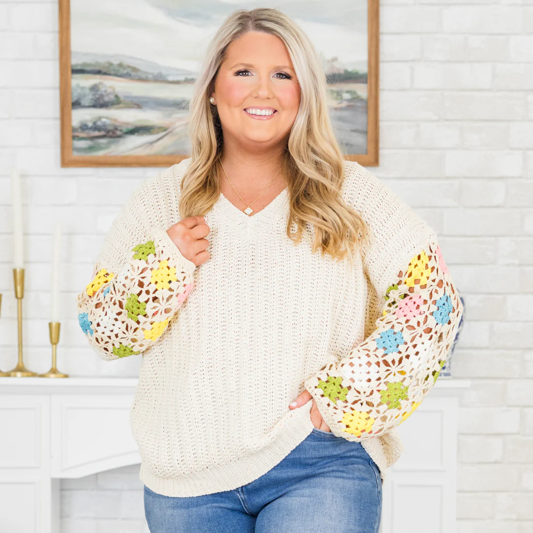 Queen Of Harmony Sweater, Cream - Giverhouse