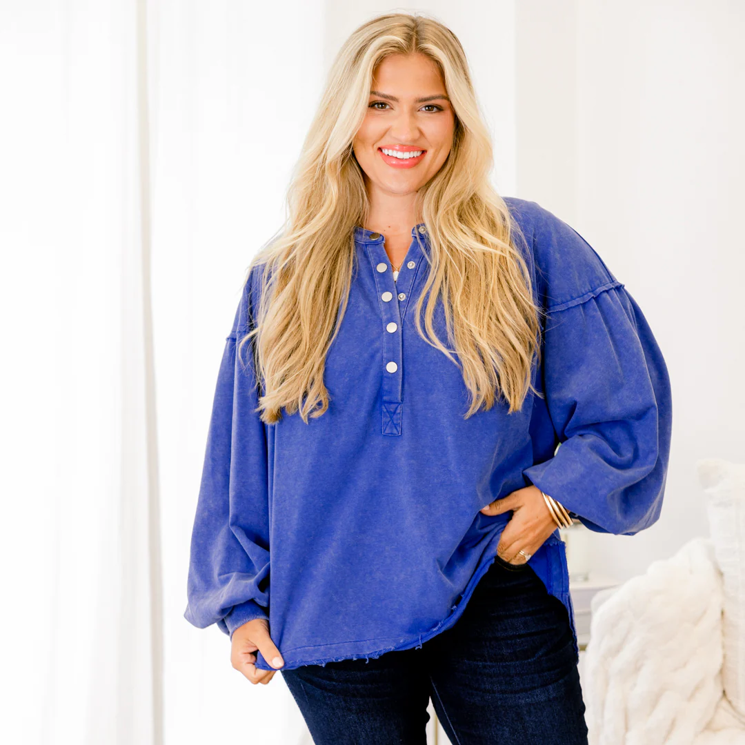 Crimson Sunset Pullover, Blue - Giverhouse