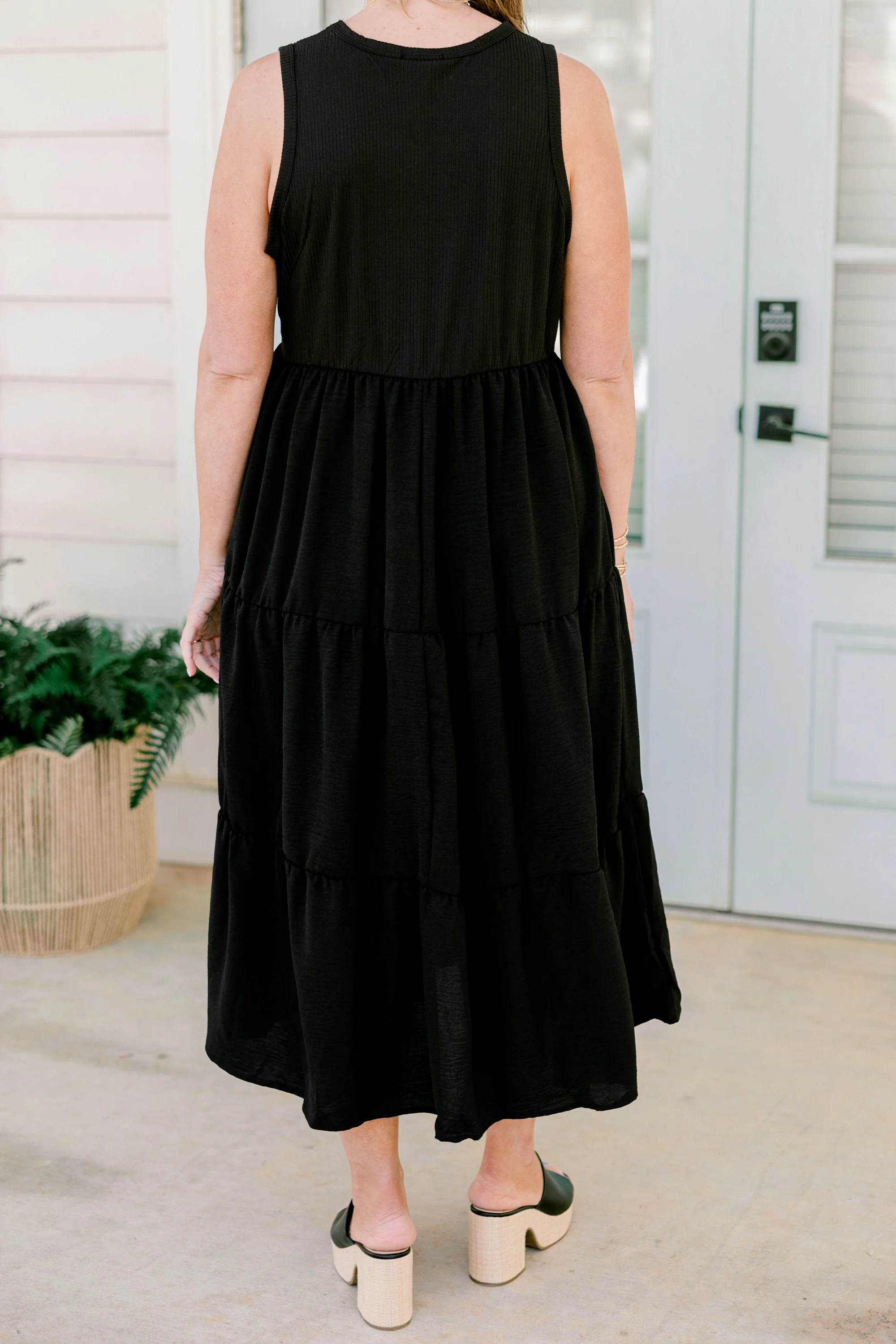 Keep It Up Dress, Black - Giverhouse