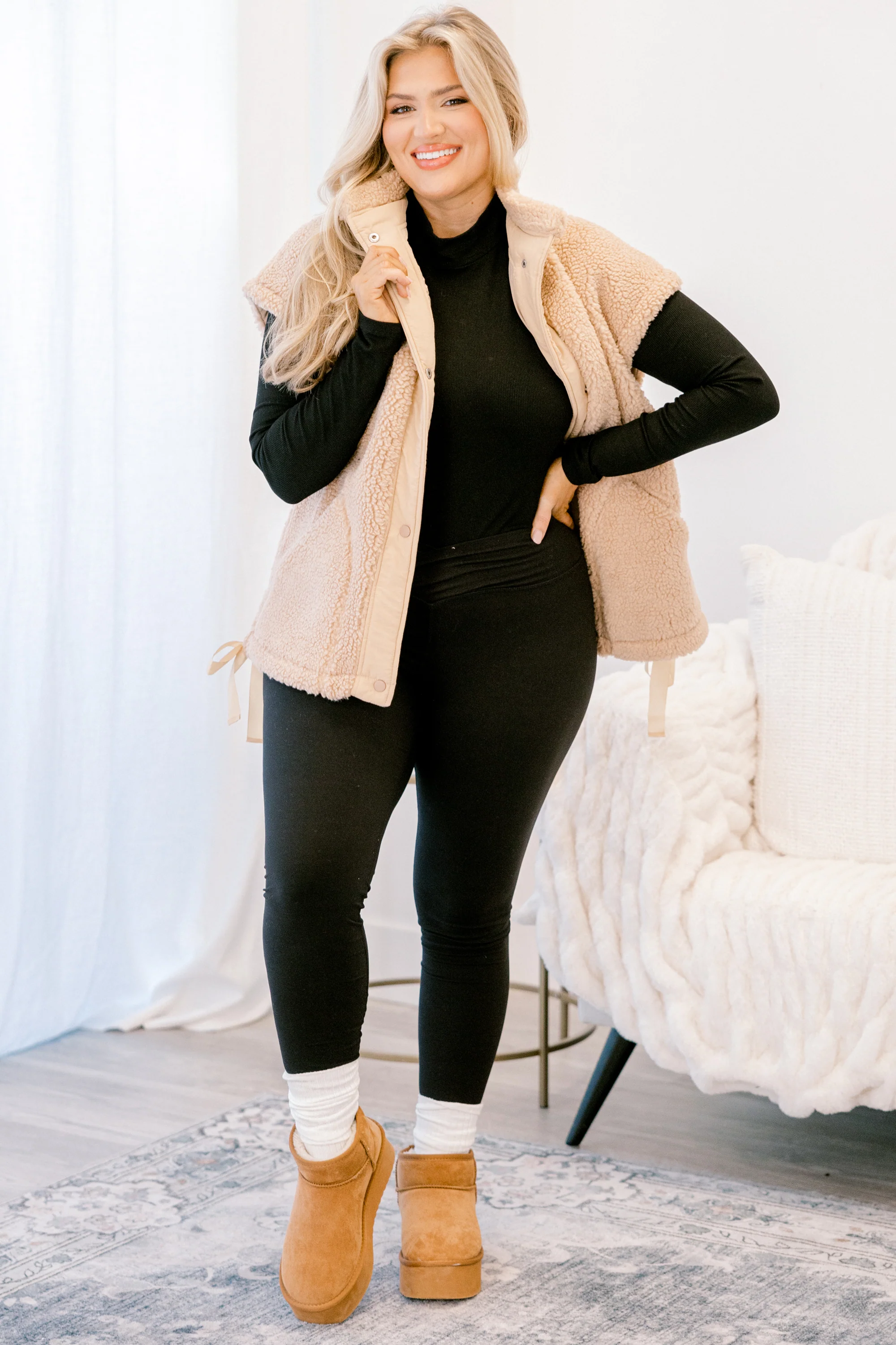 On Schedule Vest, Tan - Giverhouse