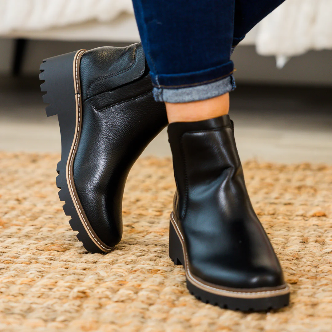 Sleek Street Booties, Black - Giverhouse