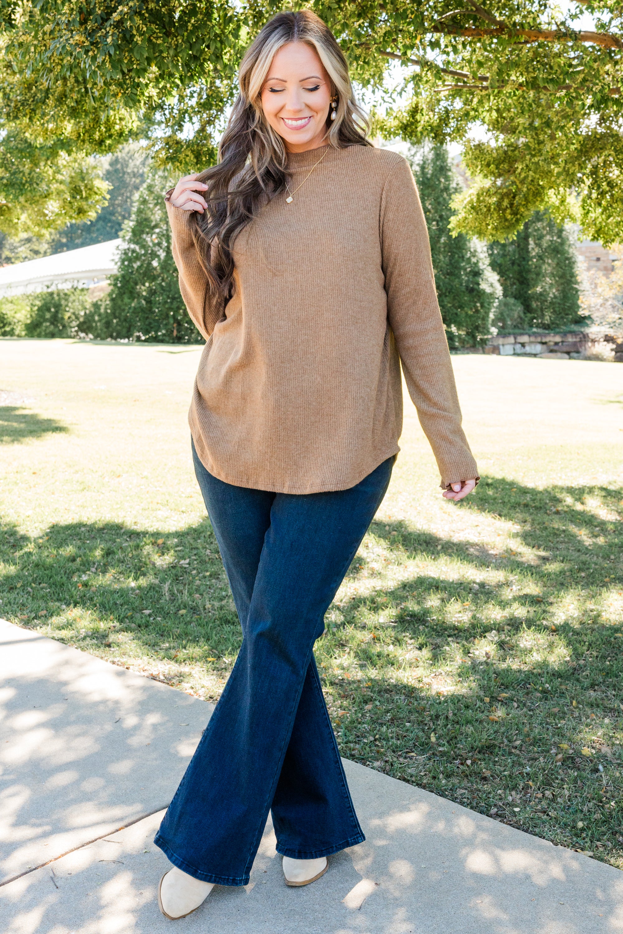 Lionhearted Top, Mocha - Giverhouse