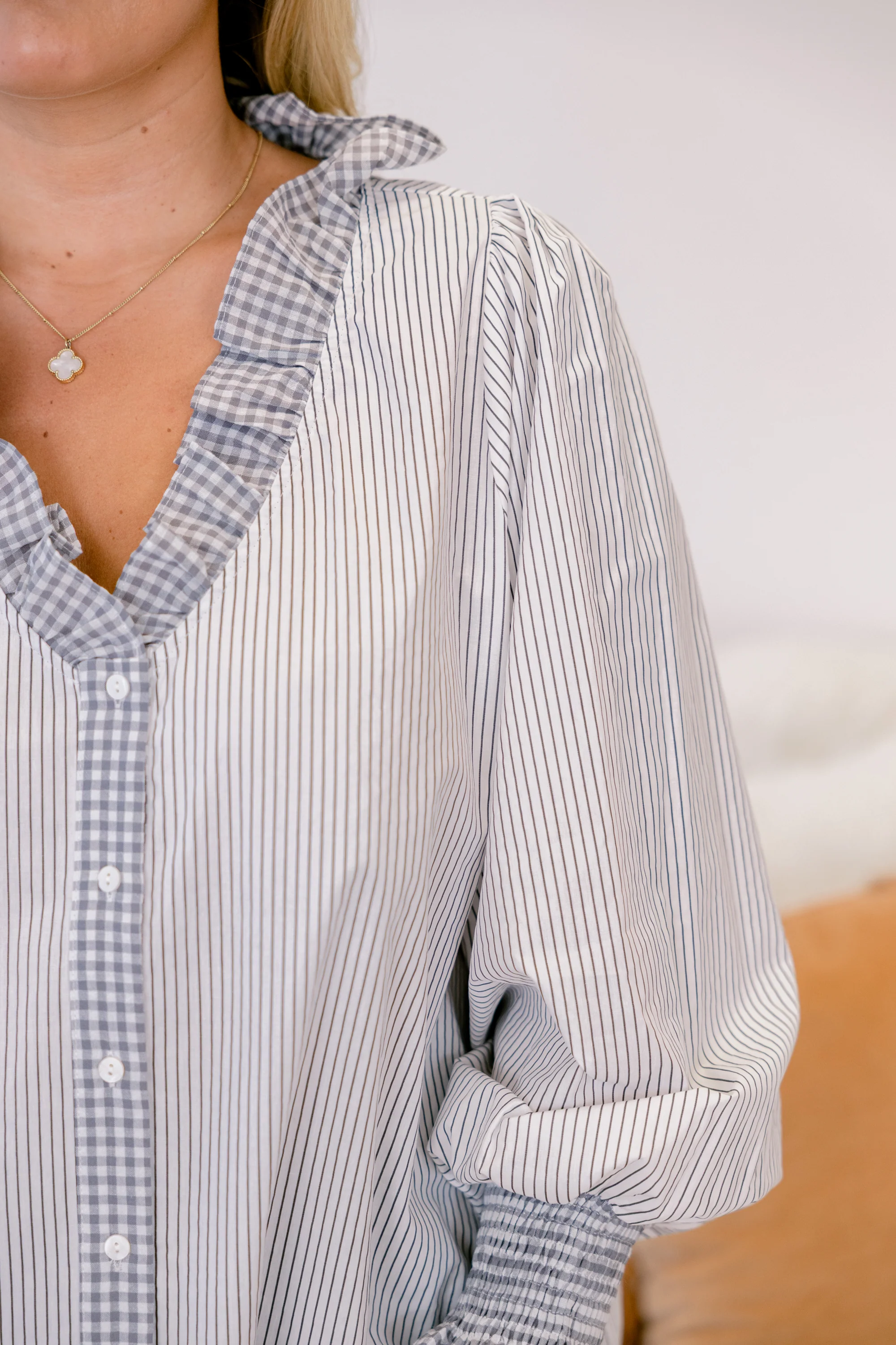 Time Moves On Top, Gray Stripe - Giverhouse