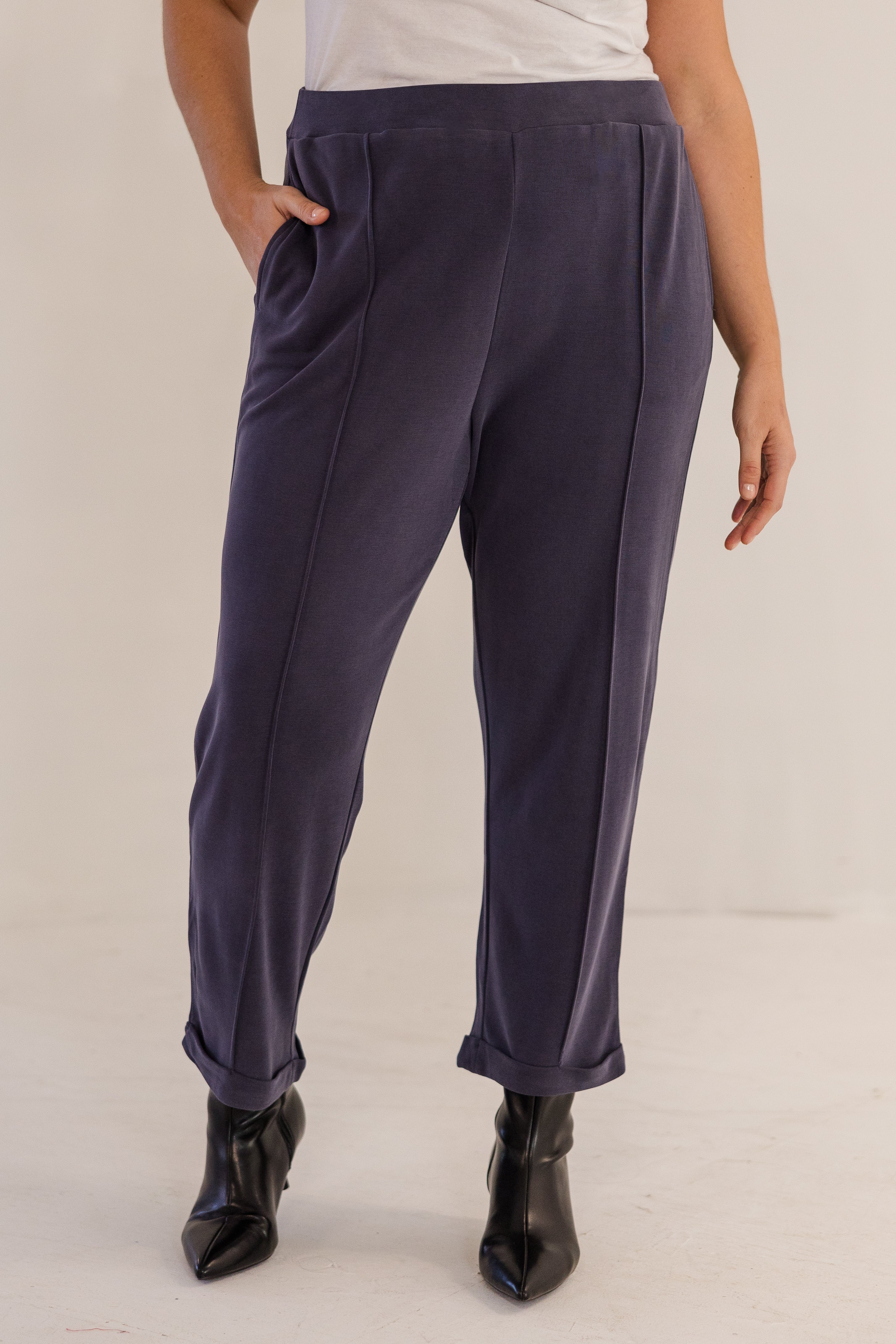 Chloe Pintuck Taper Pant, Ink Navy - Giverhouse