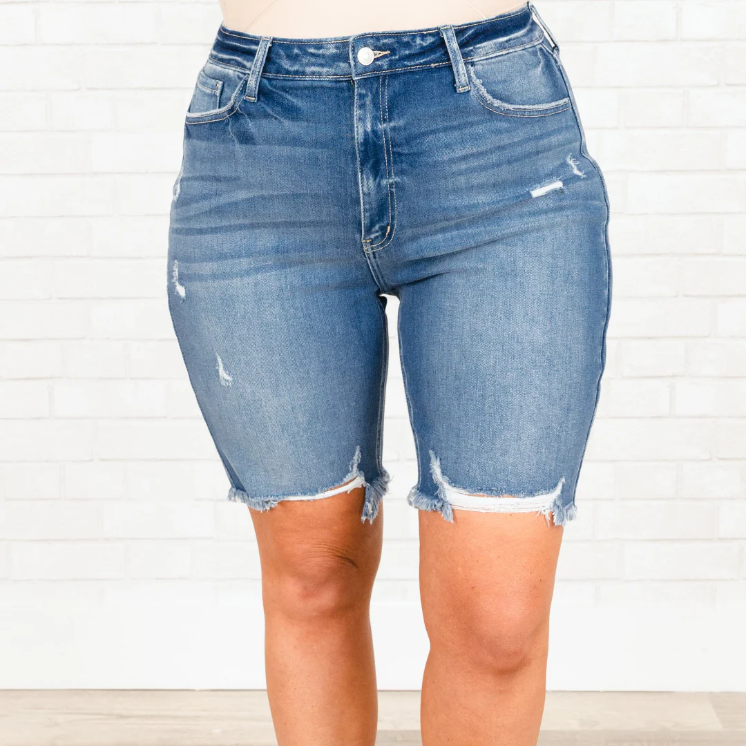 Always Adoring You Shorts, Light Wash - Giverhouse