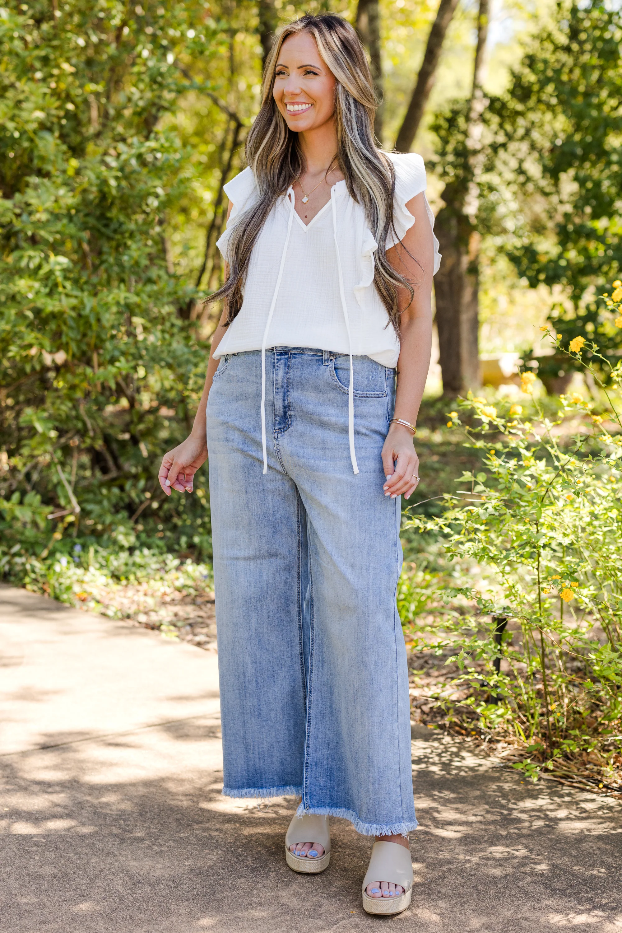 In The Breeze Jeans, Light Wash - Giverhouse