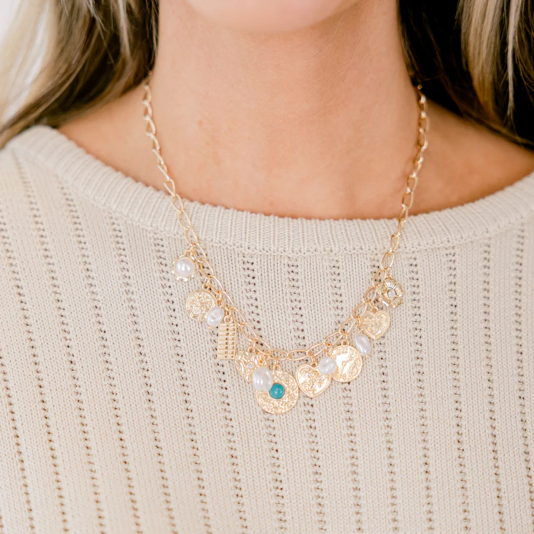 My Charmed Life Necklace, Gold - Giverhouse