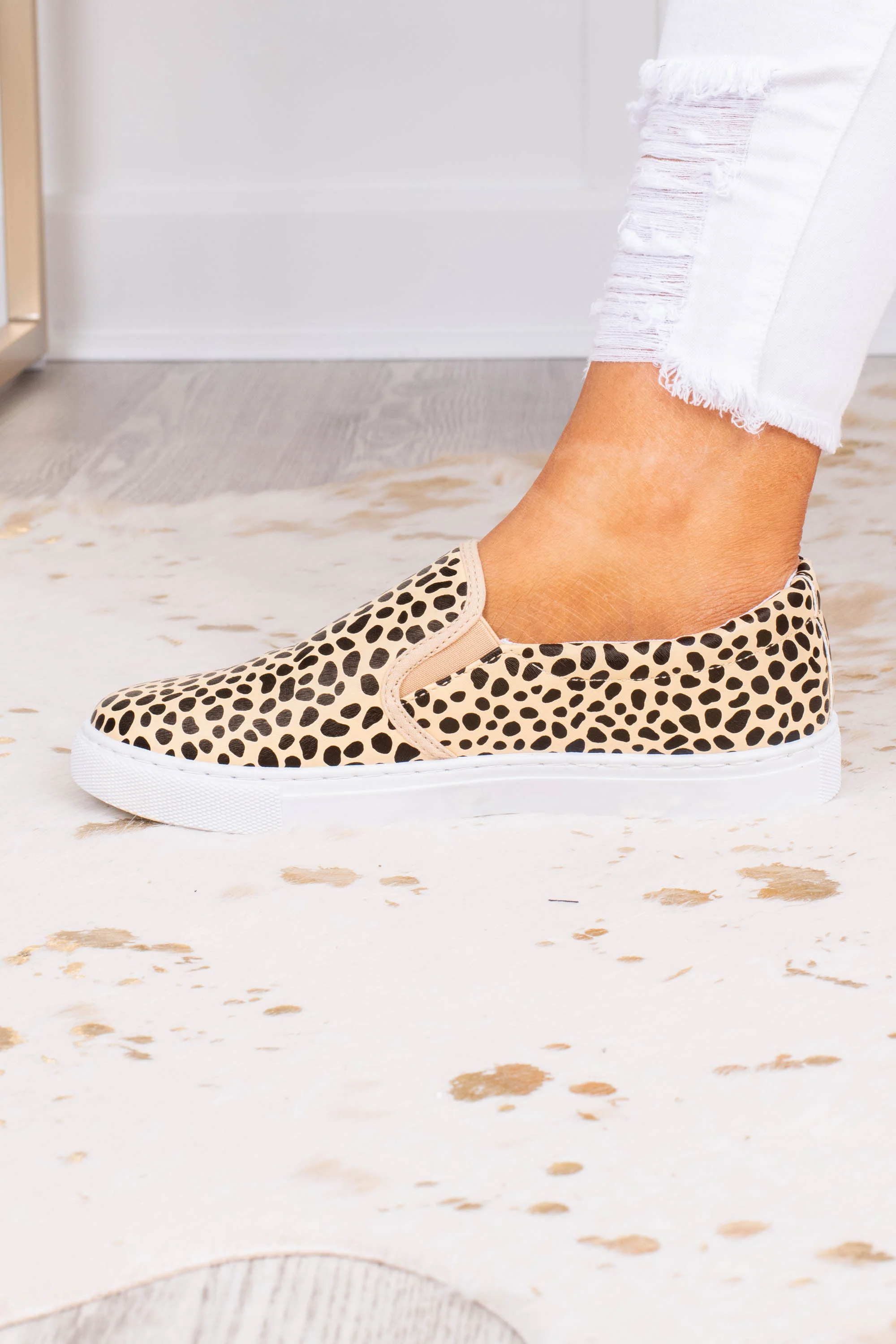 Jump Around Slides, Beige - Giverhouse