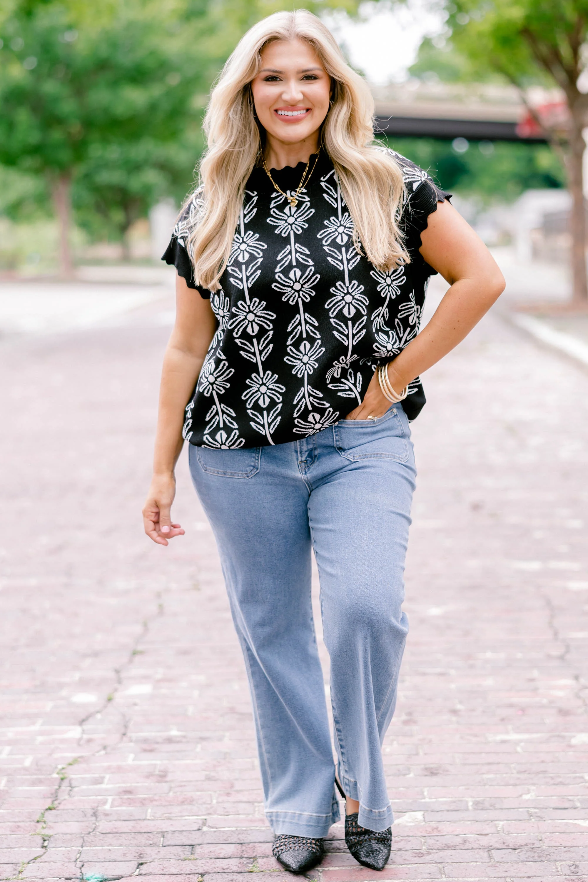 Pure Of Heart Sweater, Black - Giverhouse