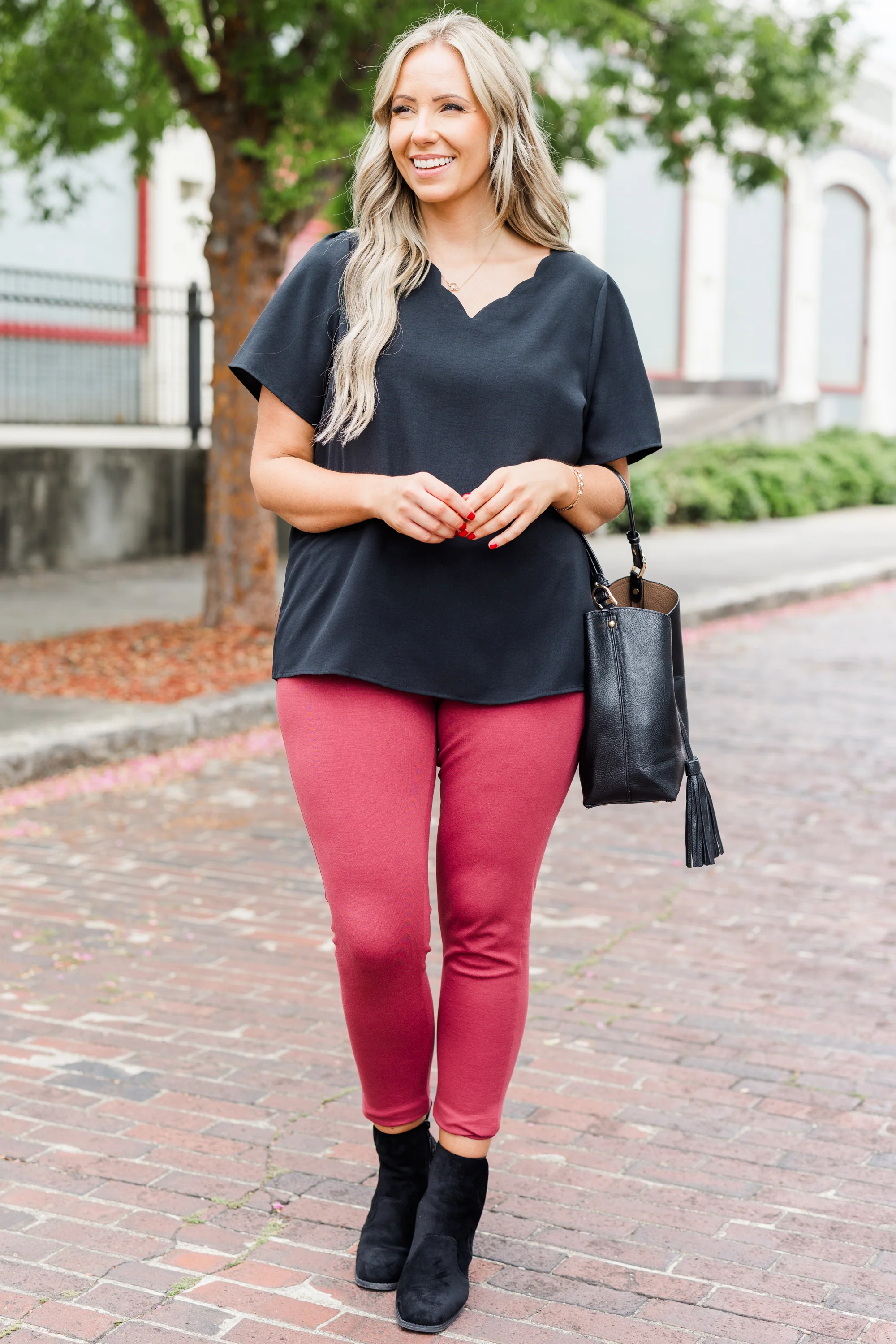 Looking For Love Top, Black - Giverhouse