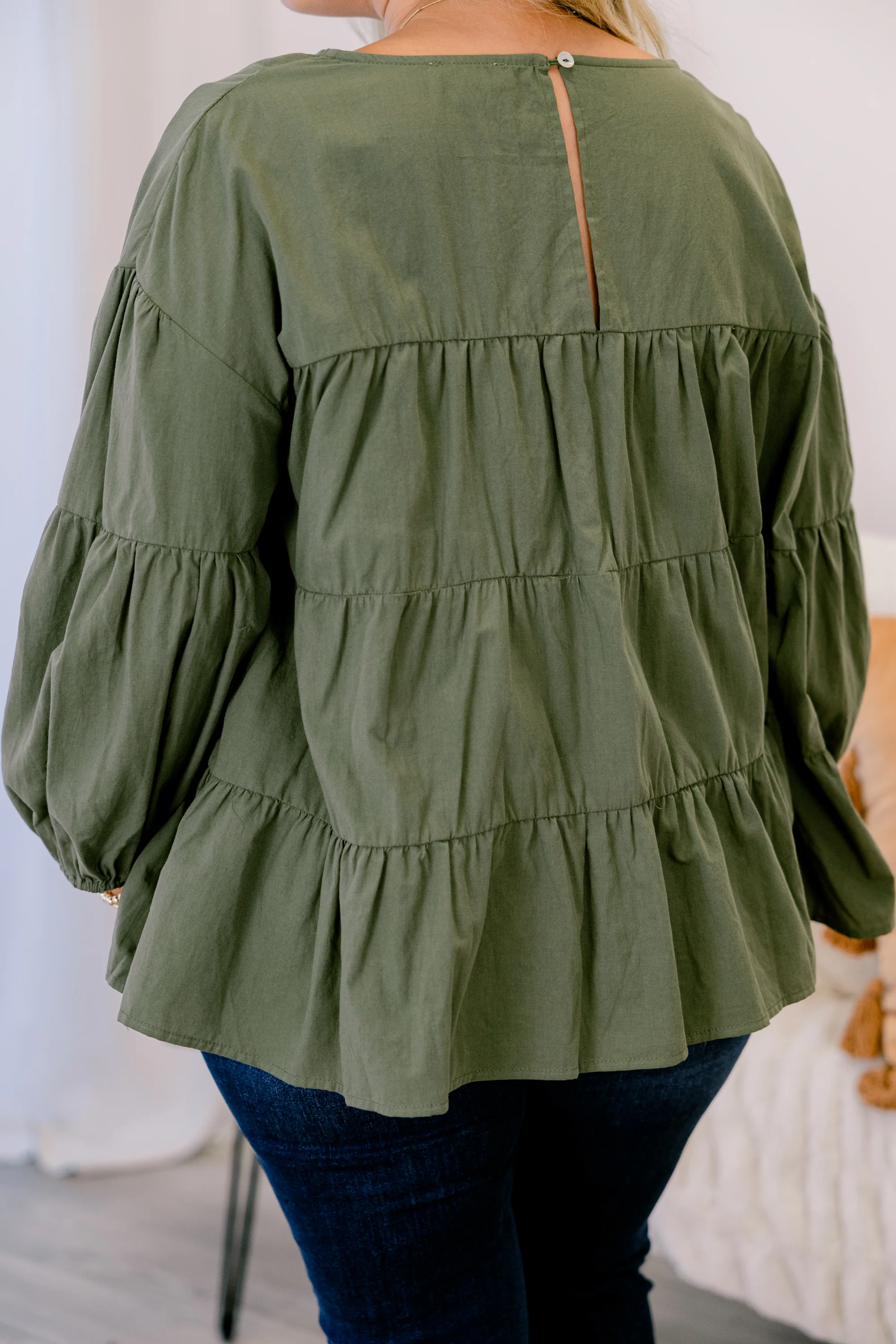 You Look So Perfect Top, Olive - Giverhouse