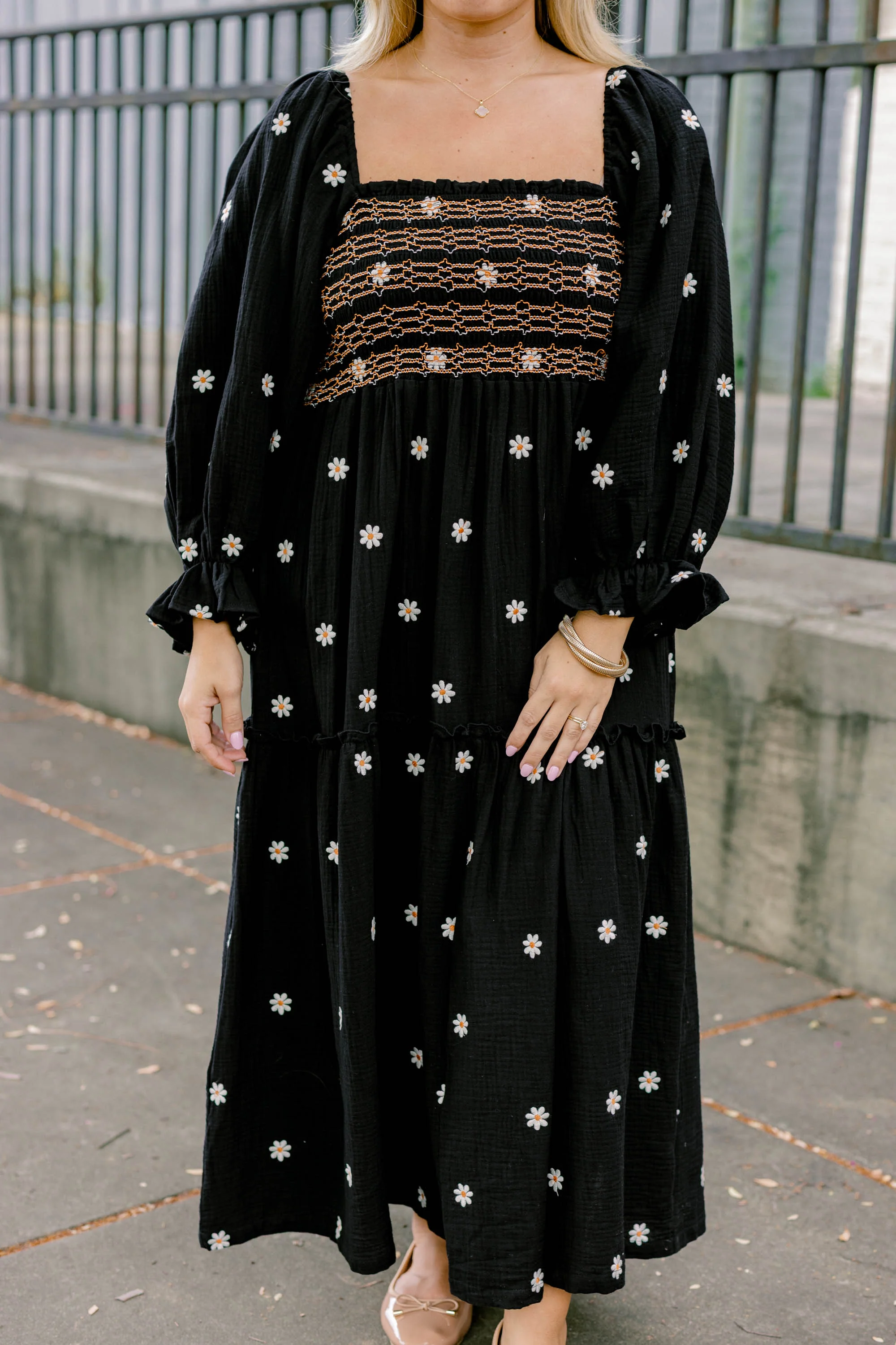 Wildflower Wonder Dress, Black - Giverhouse