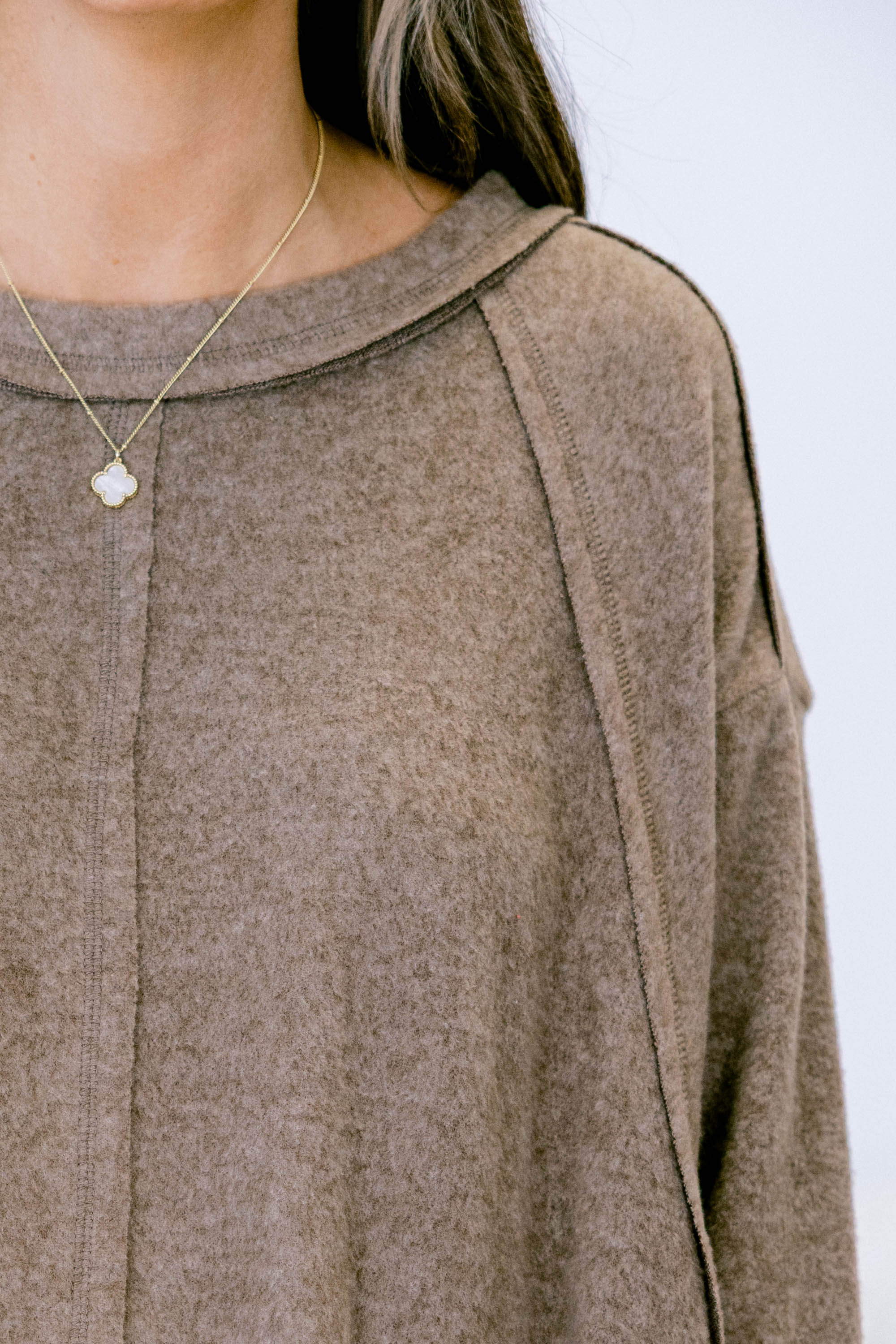 Perfect Weekend Top, Mocha - Giverhouse