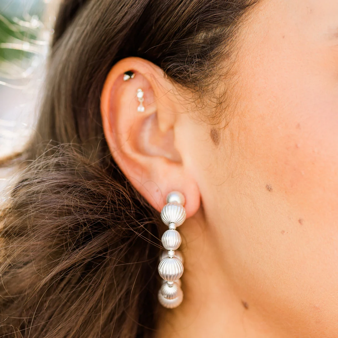 Home To My Lover Earrings, Silver - Giverhouse