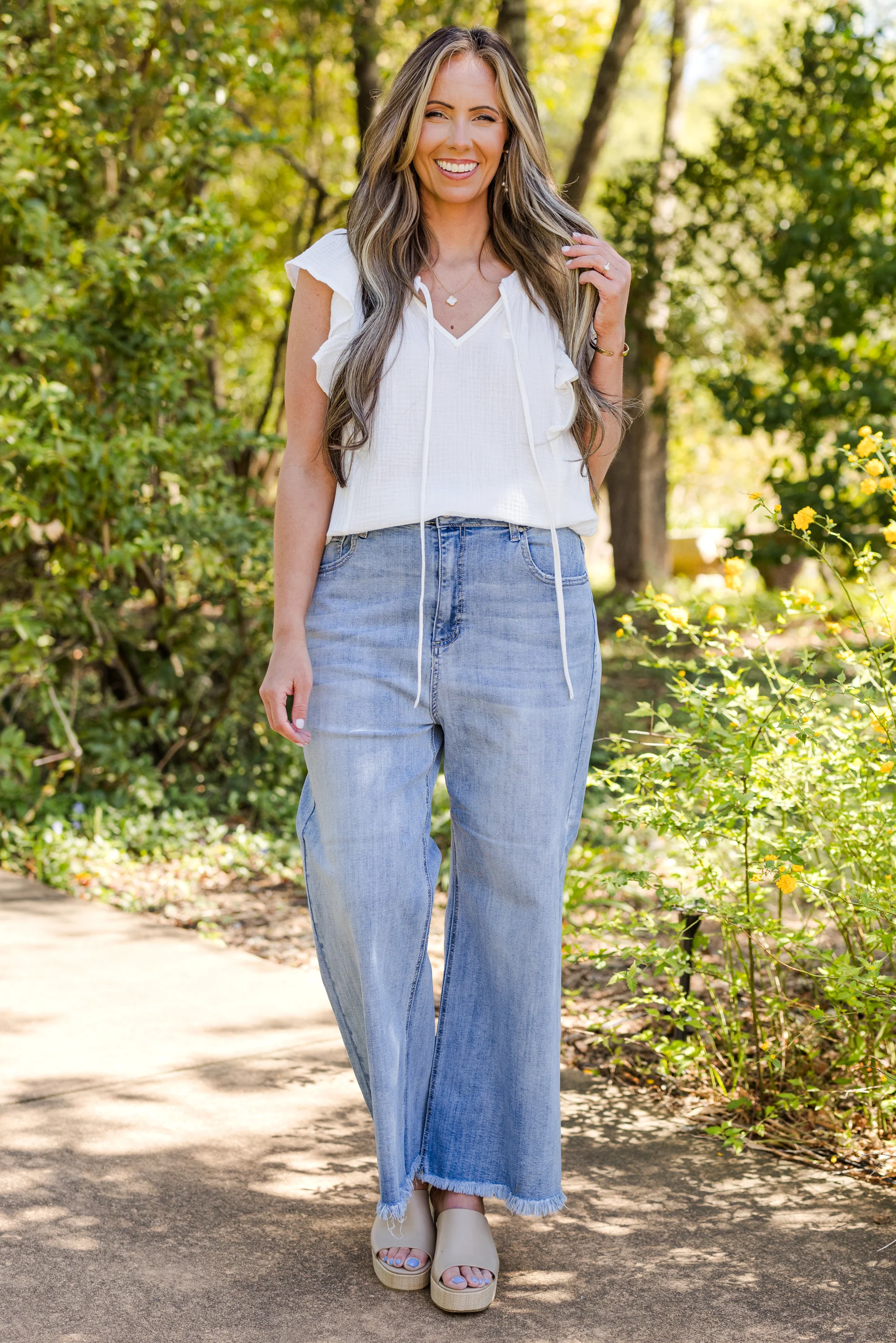 In The Breeze Jeans, Light Wash - Giverhouse